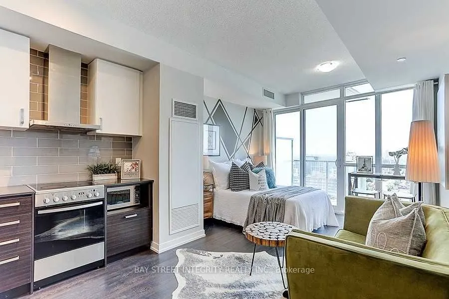 125 Redpath Avenue, #1912