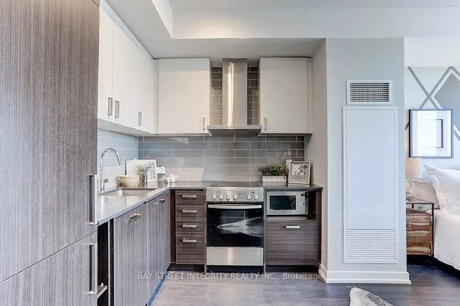 125 Redpath Avenue, #1912