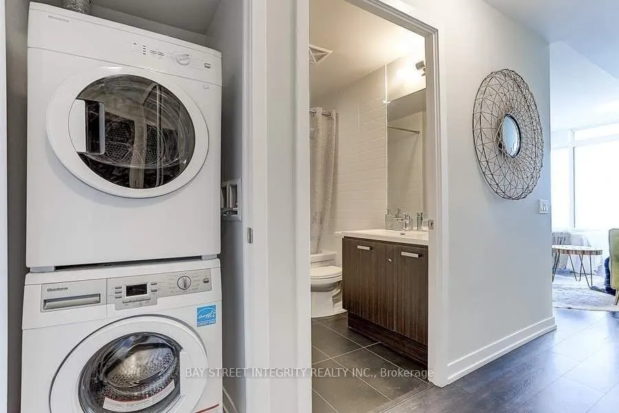 125 Redpath Avenue, #1912