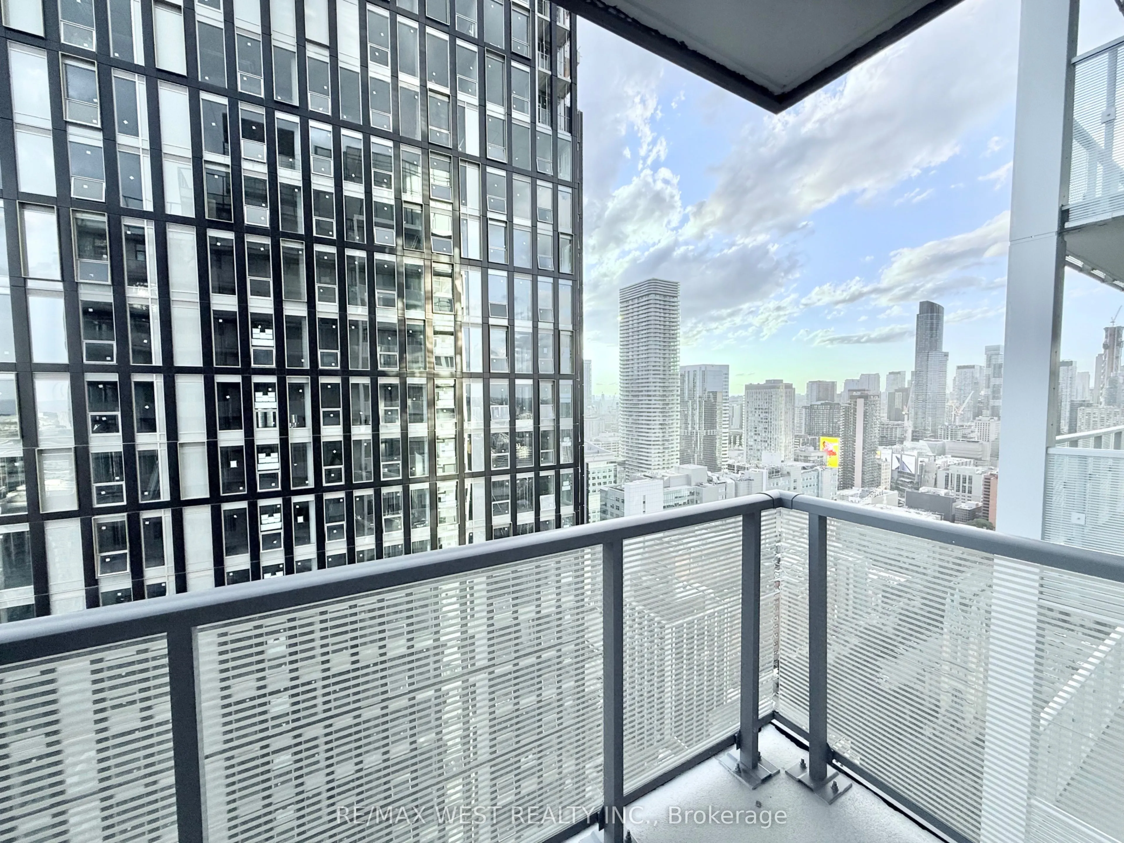 89 Church Street, #4701