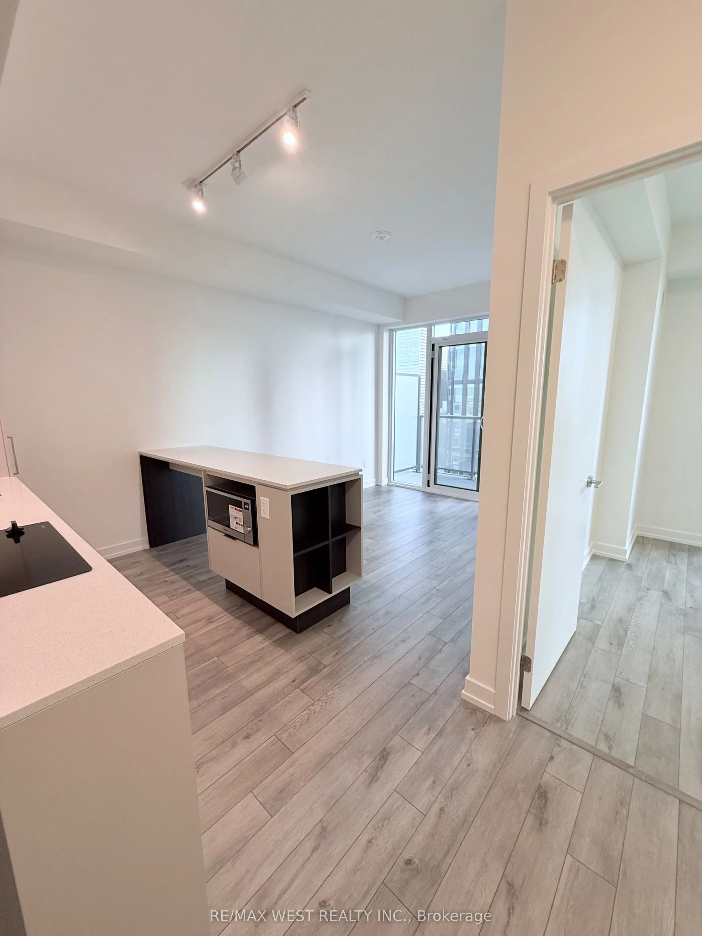 89 Church Street, #4701