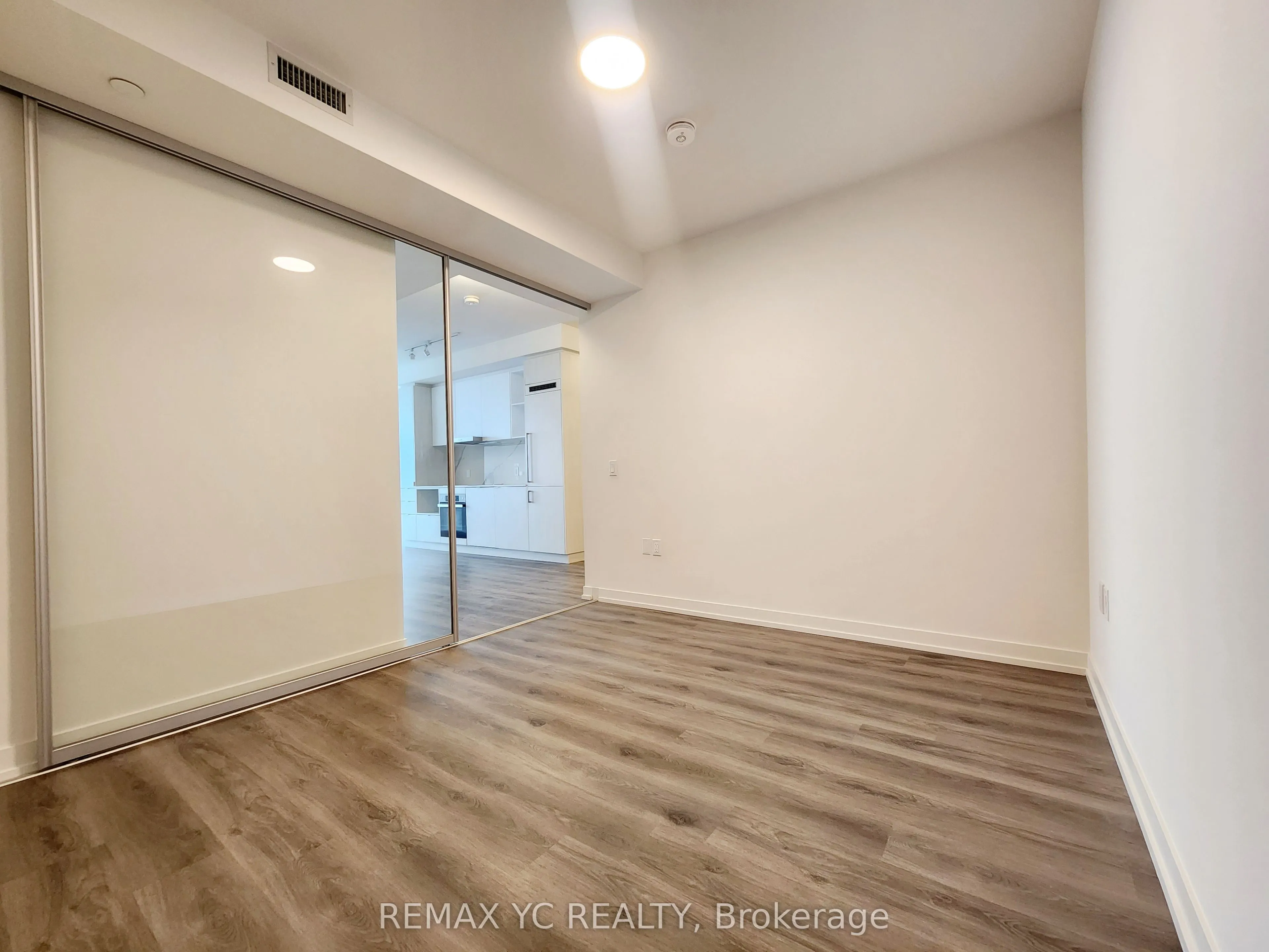 138 Downes Street, #7208