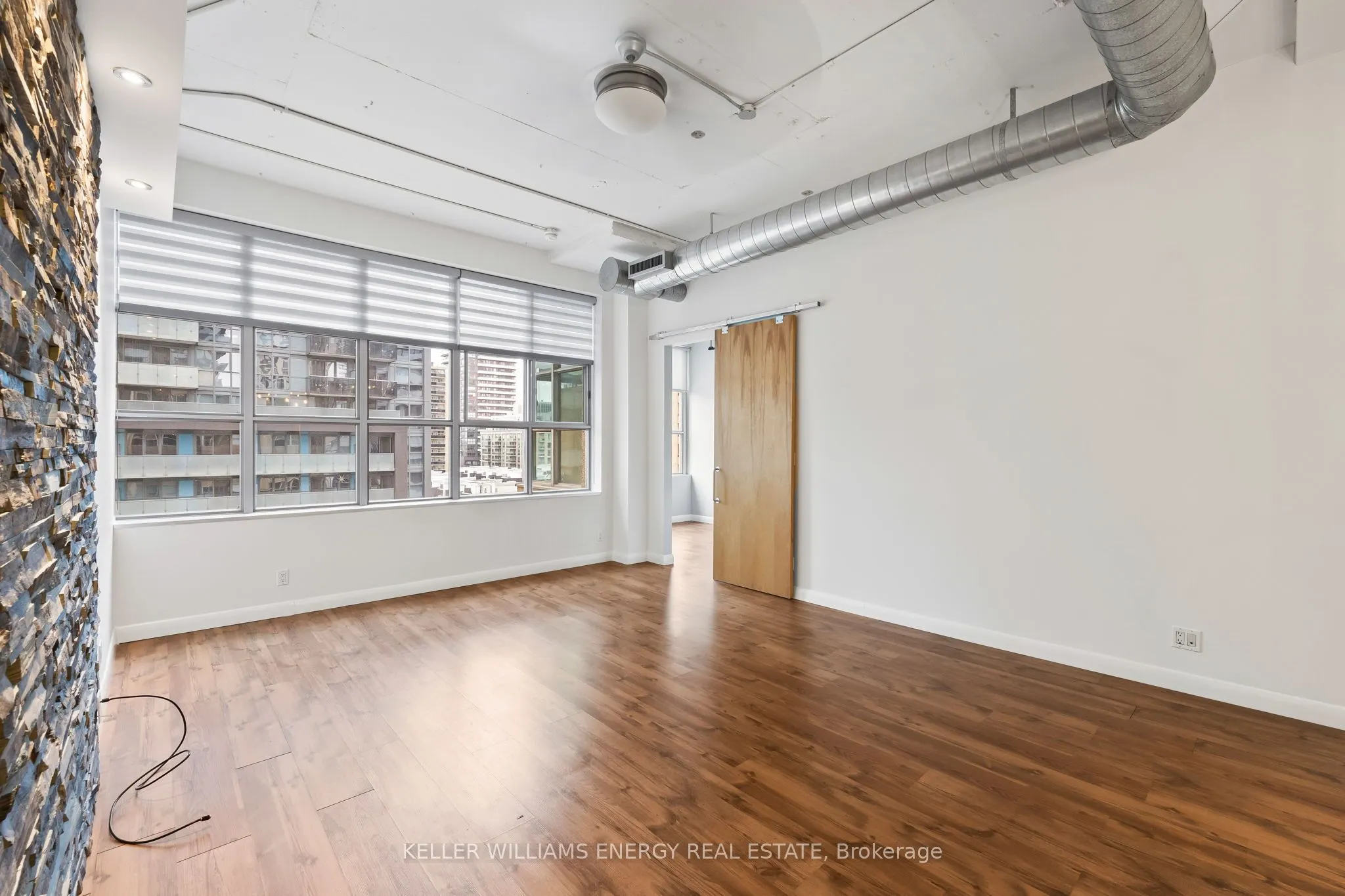 188 Eglinton Avenue E, #712