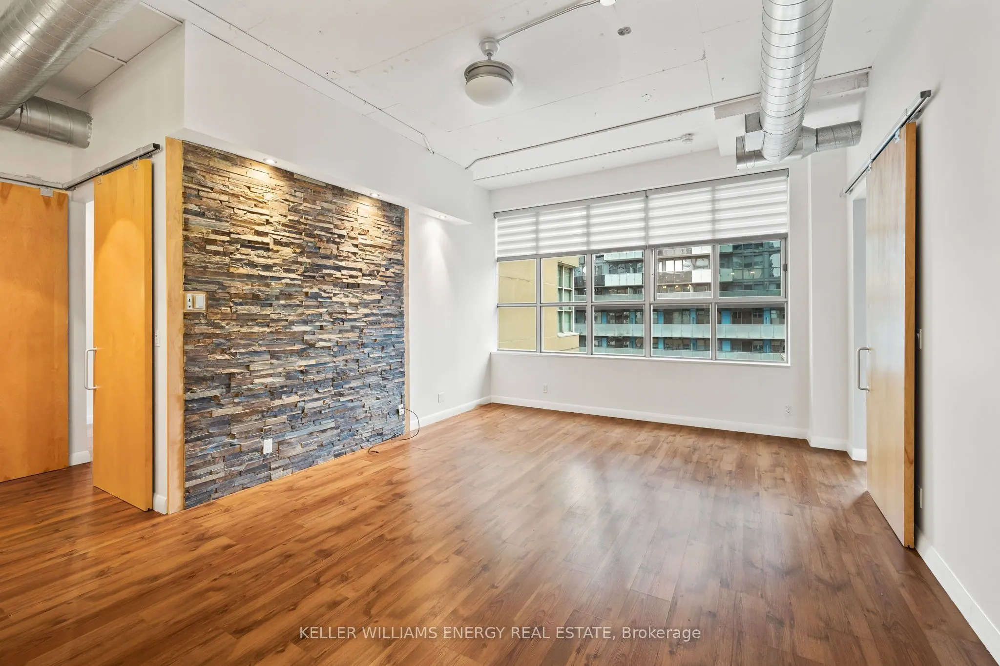 188 Eglinton Avenue E, #712