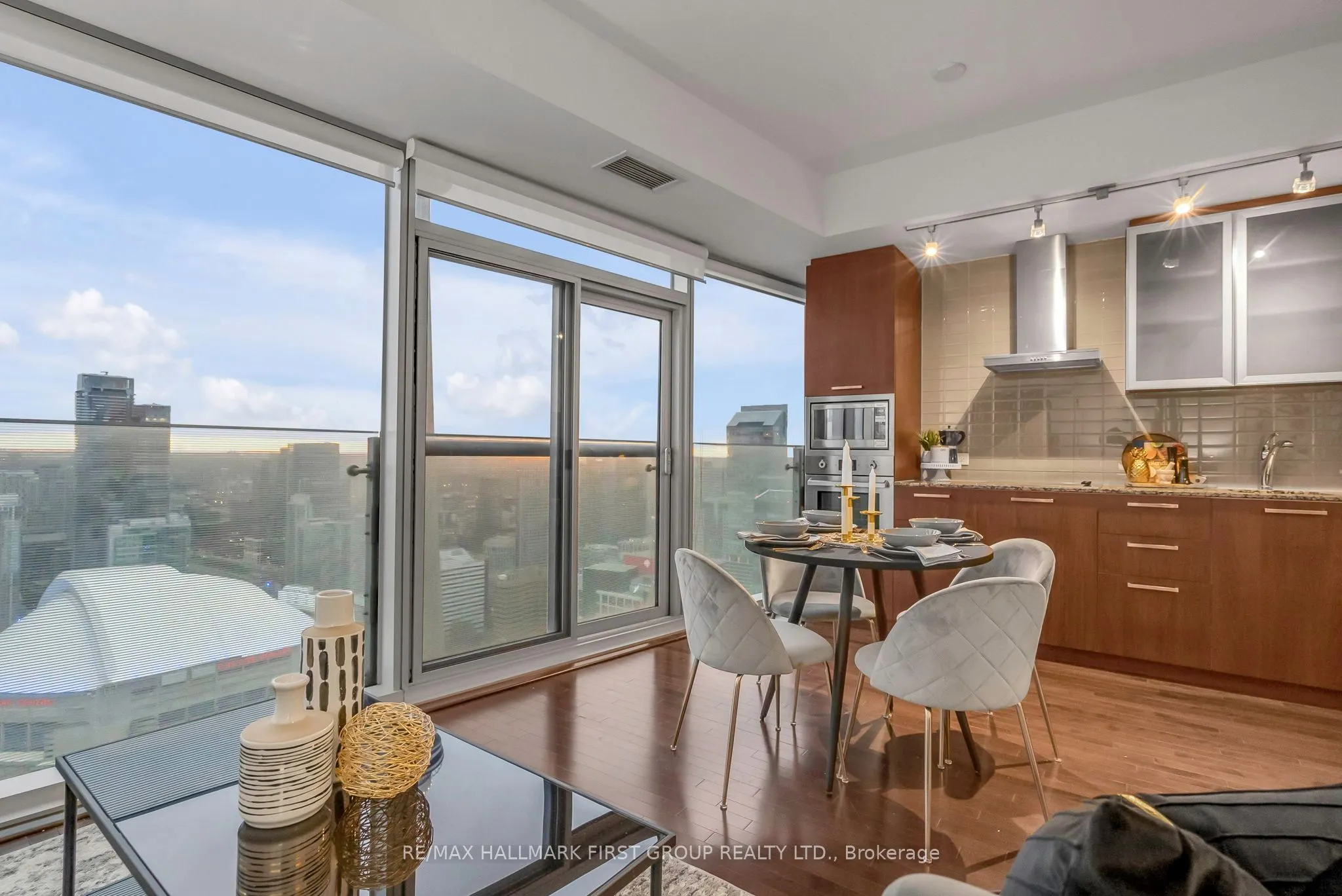 12 York Street, #5306