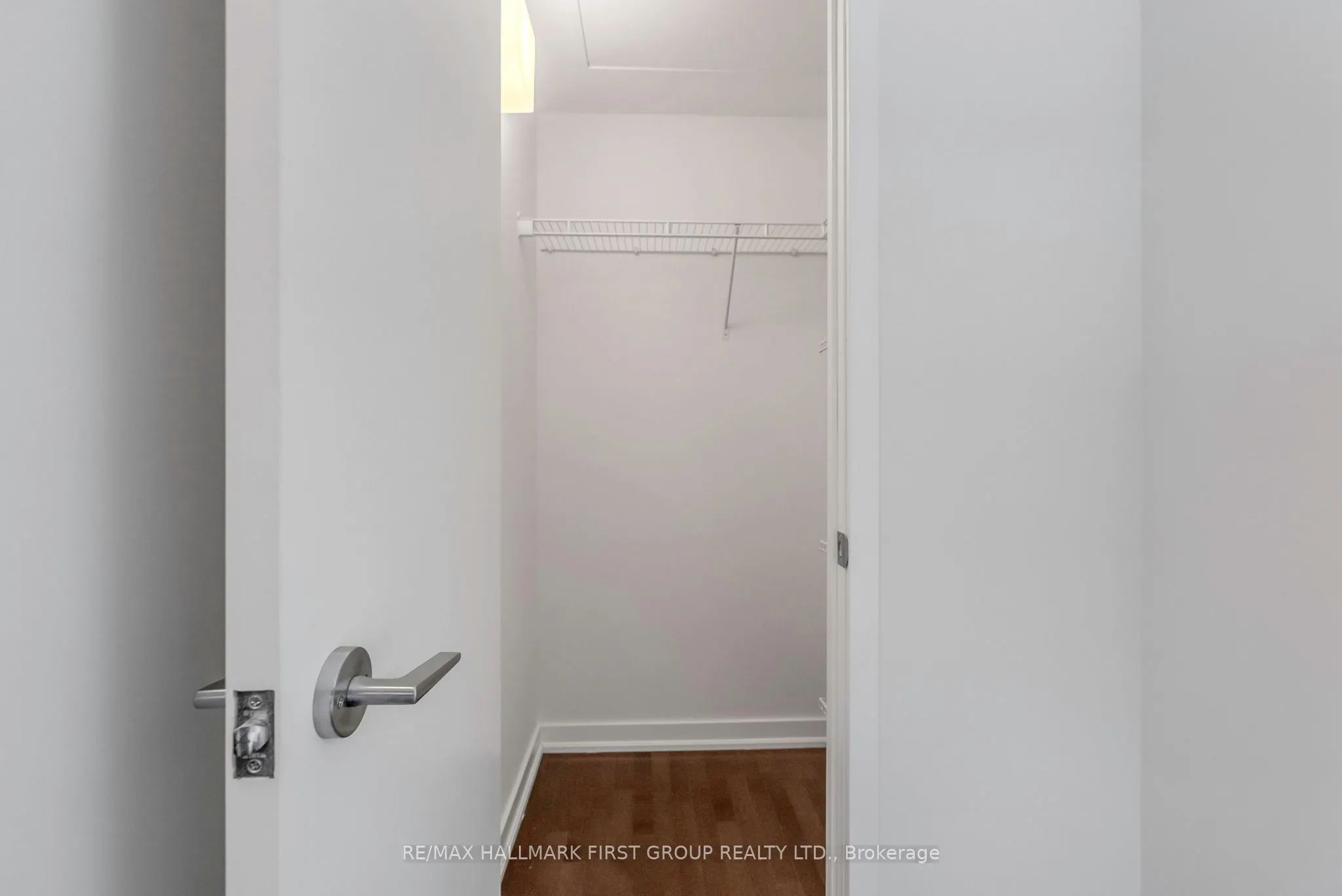12 York Street, #5306