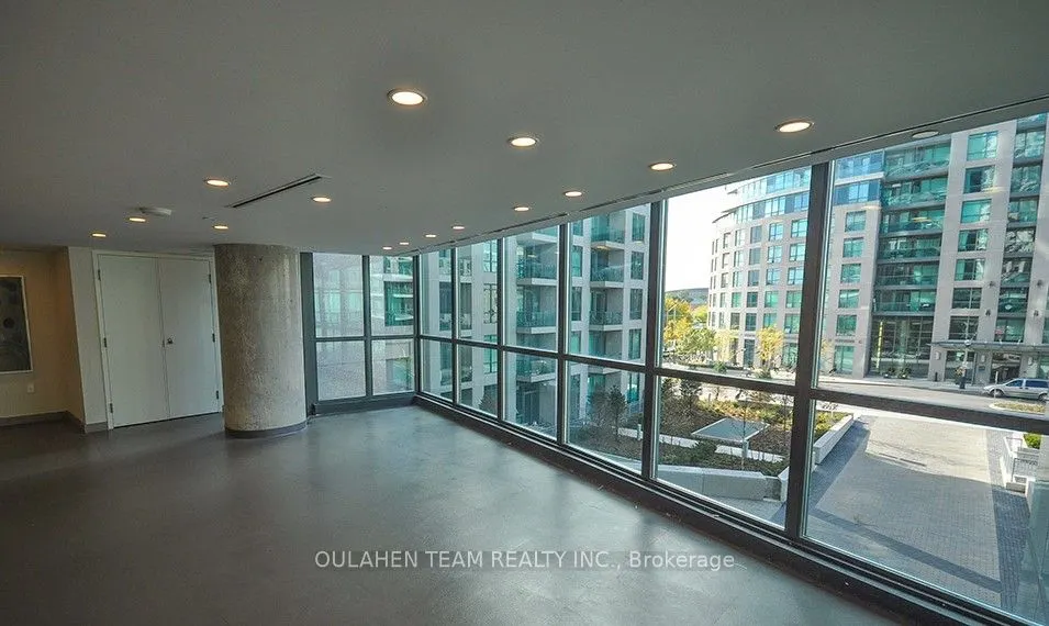 215 Fort York Boulevard, #605