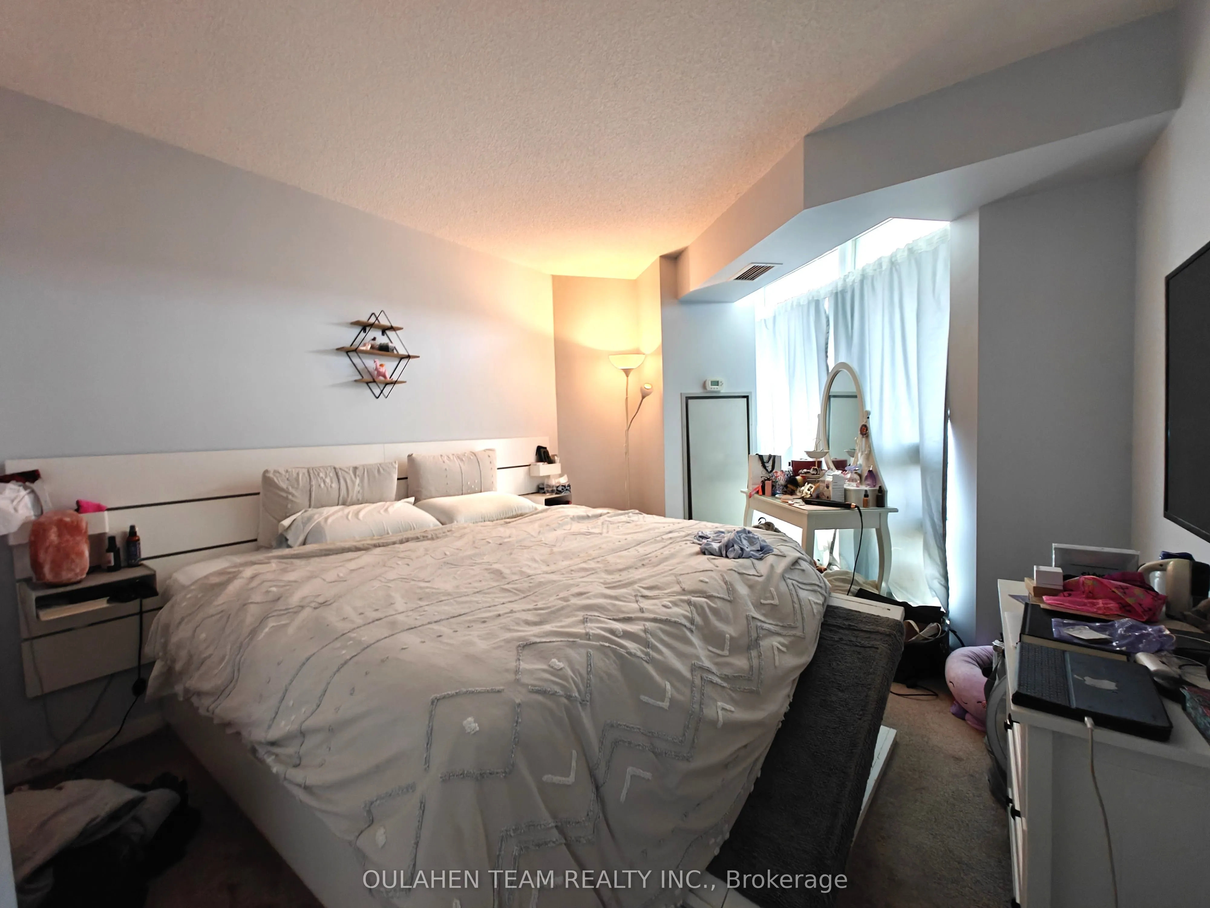 215 Fort York Boulevard, #605