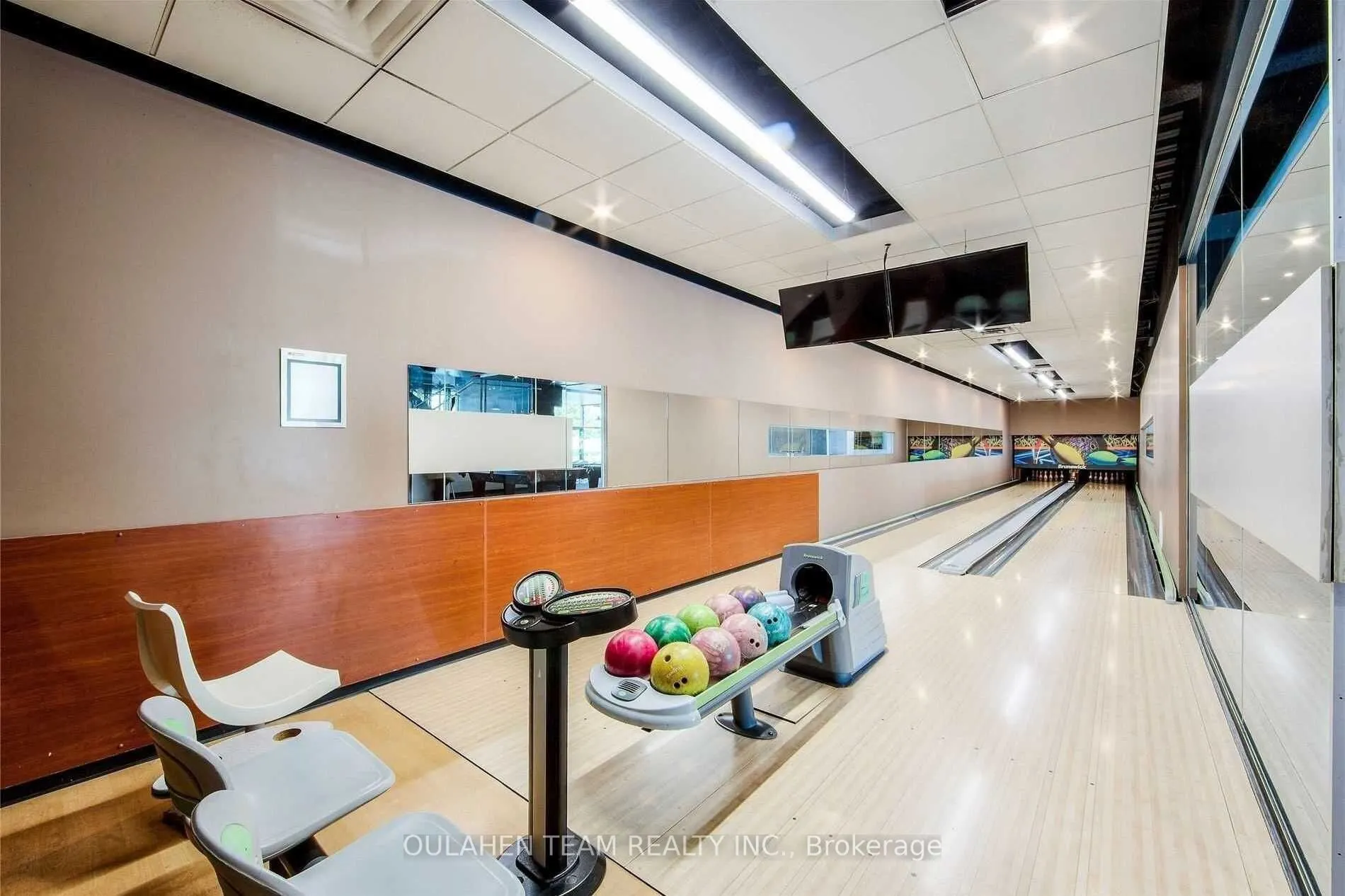 215 Fort York Boulevard, #605