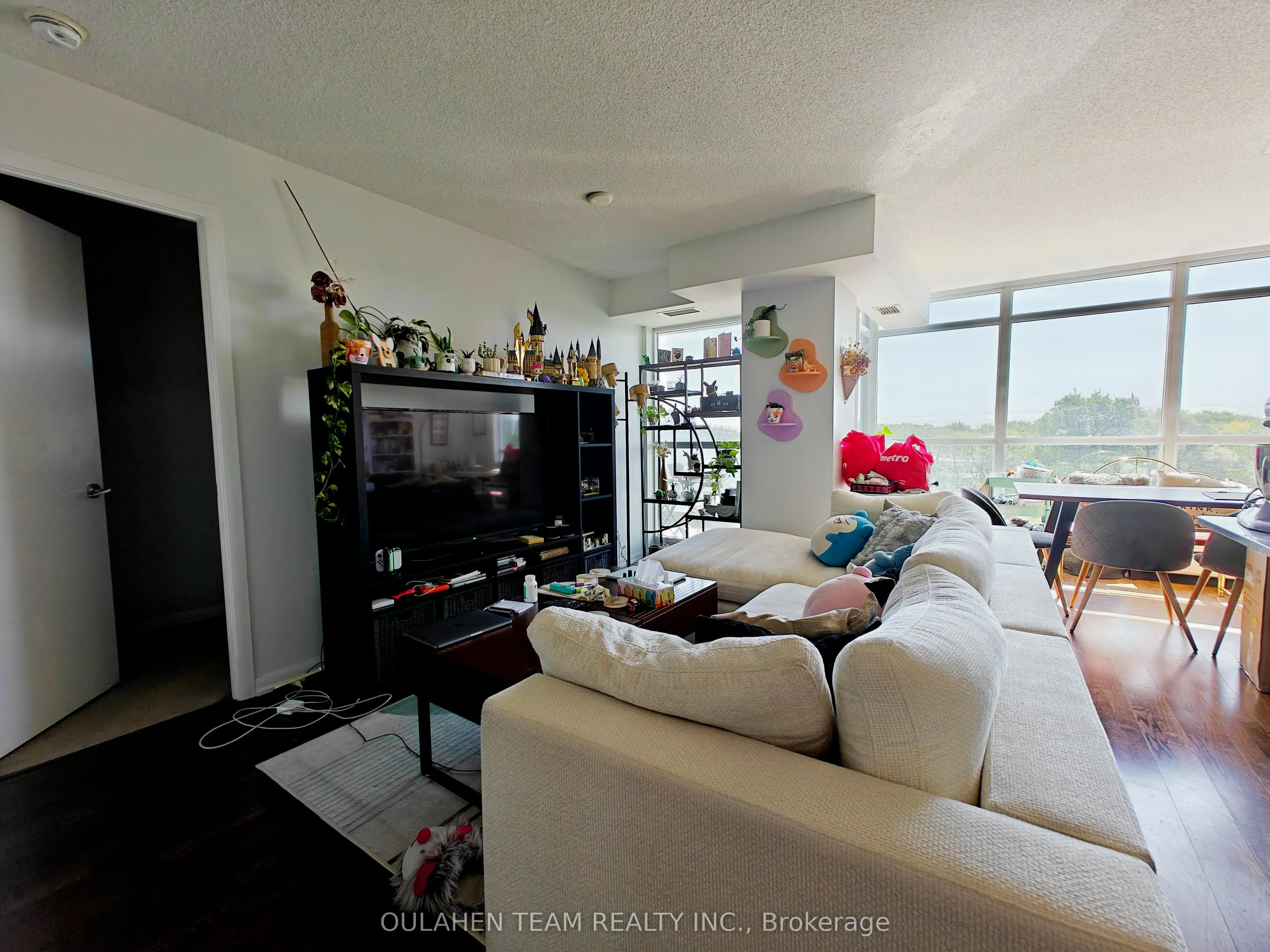215 Fort York Boulevard, #605