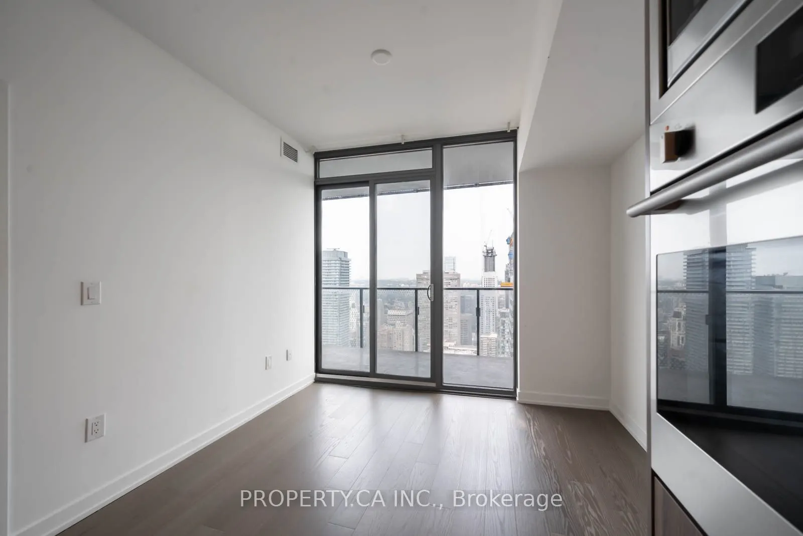 11 Wellesley Street W, #5209