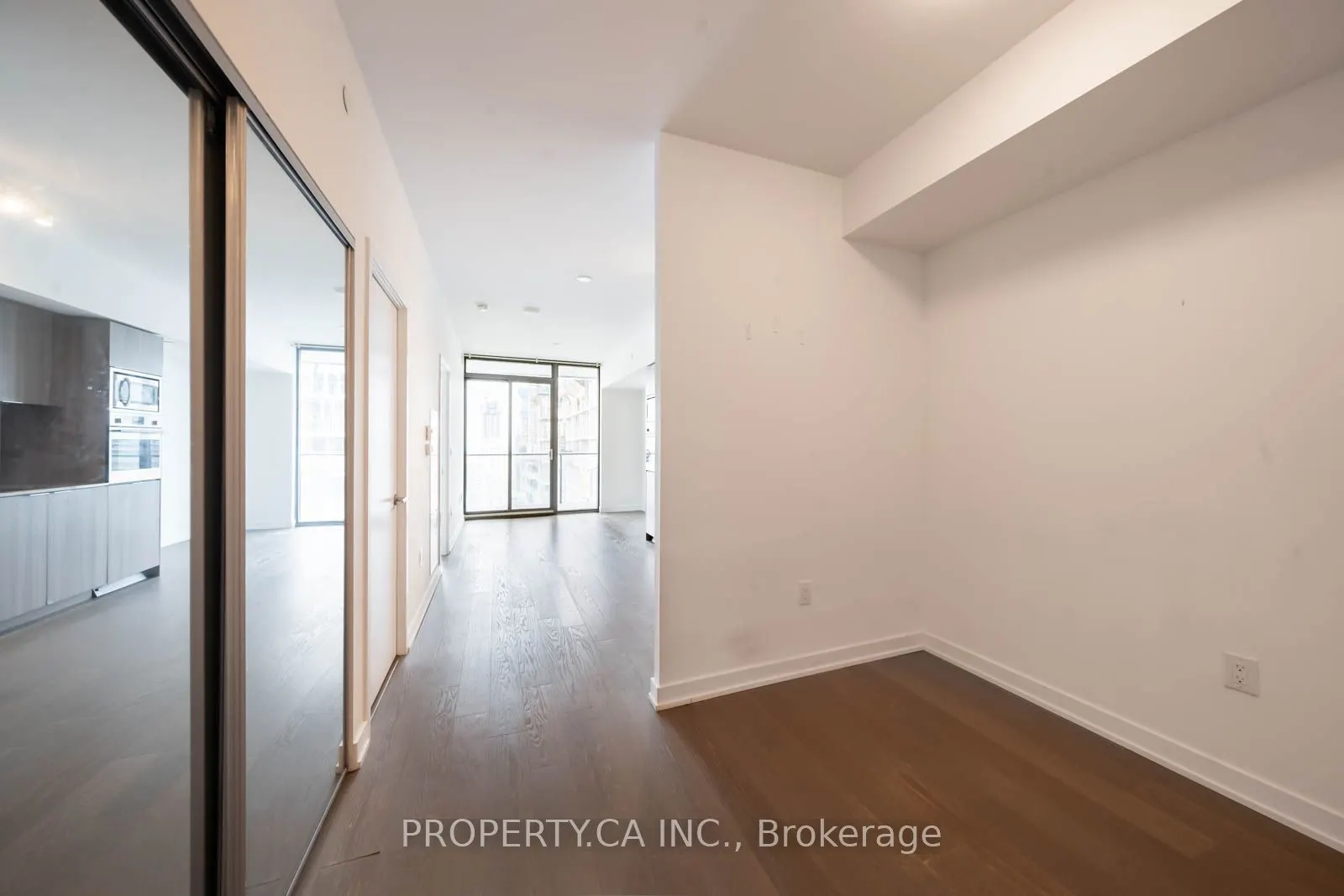 11 Wellesley Street W, #5209