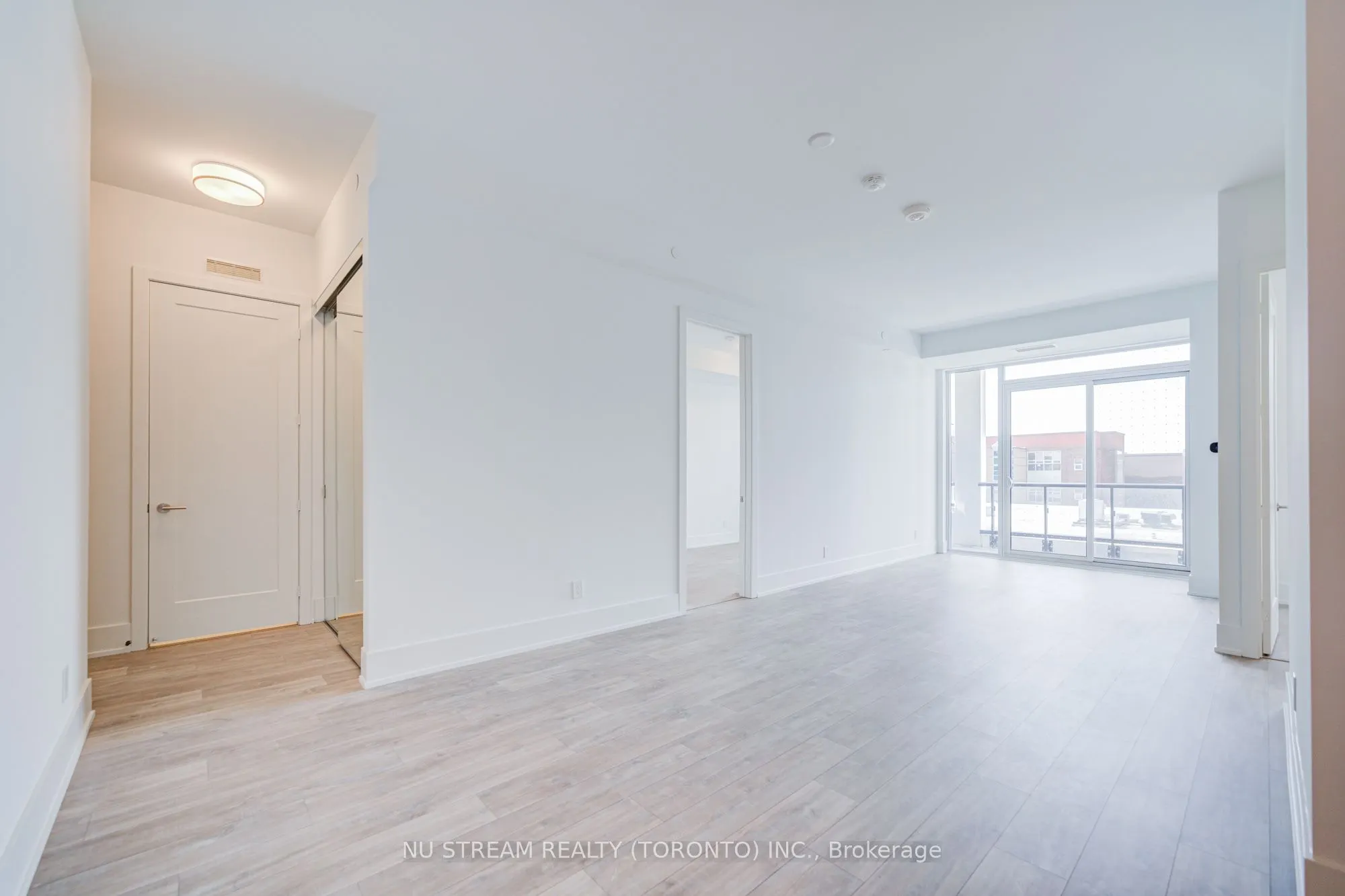 115 Denison Avenue, #406