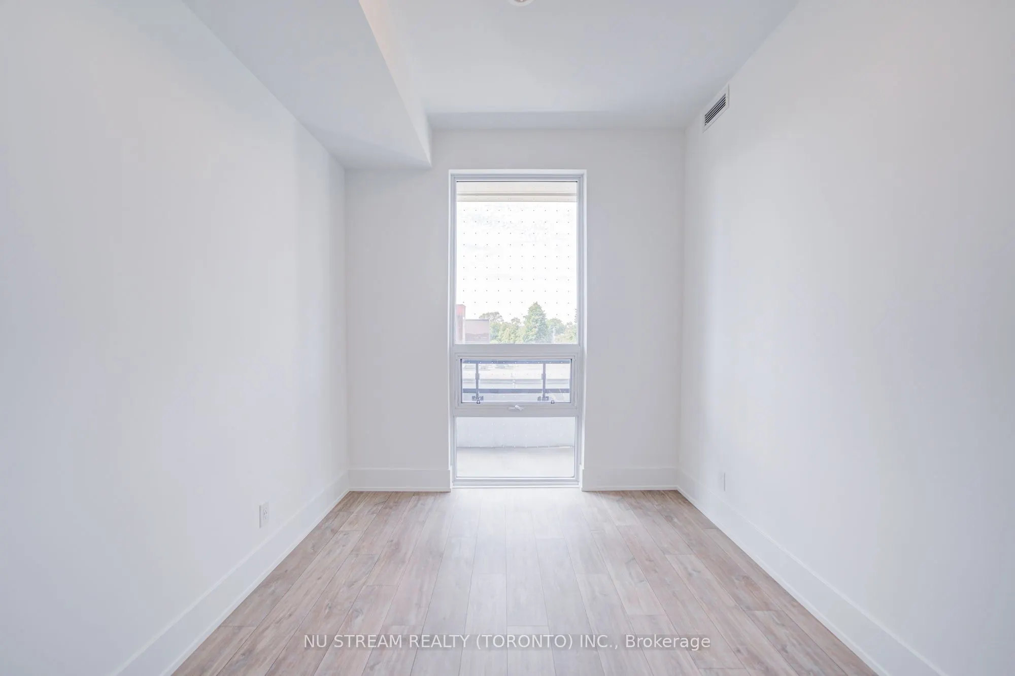 115 Denison Avenue, #406