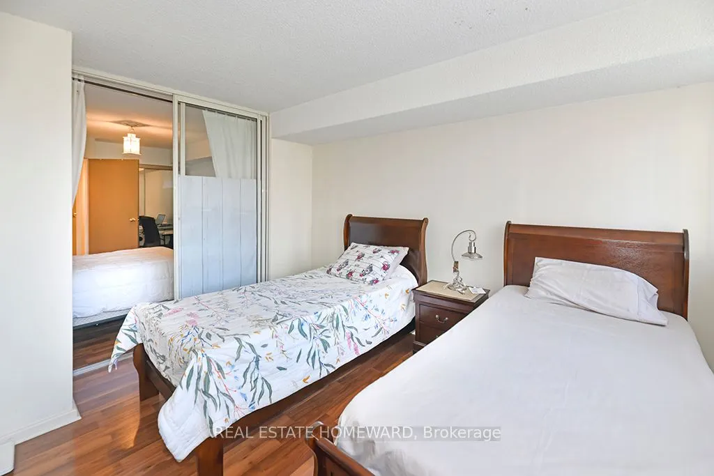 15 Maitland Place, #204