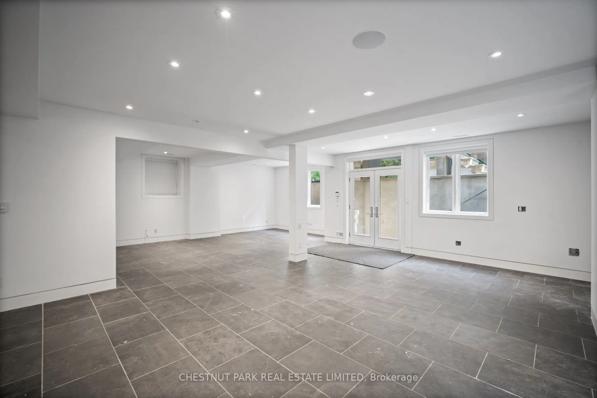 99 Crescent Road
