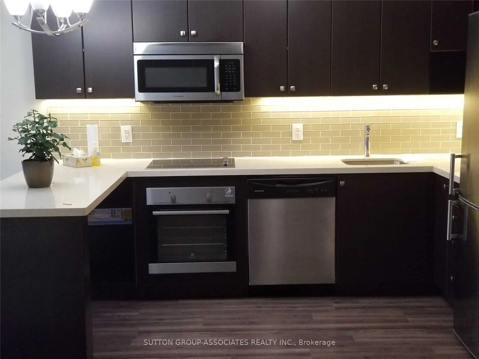 565 Wilson Avenue, #1107