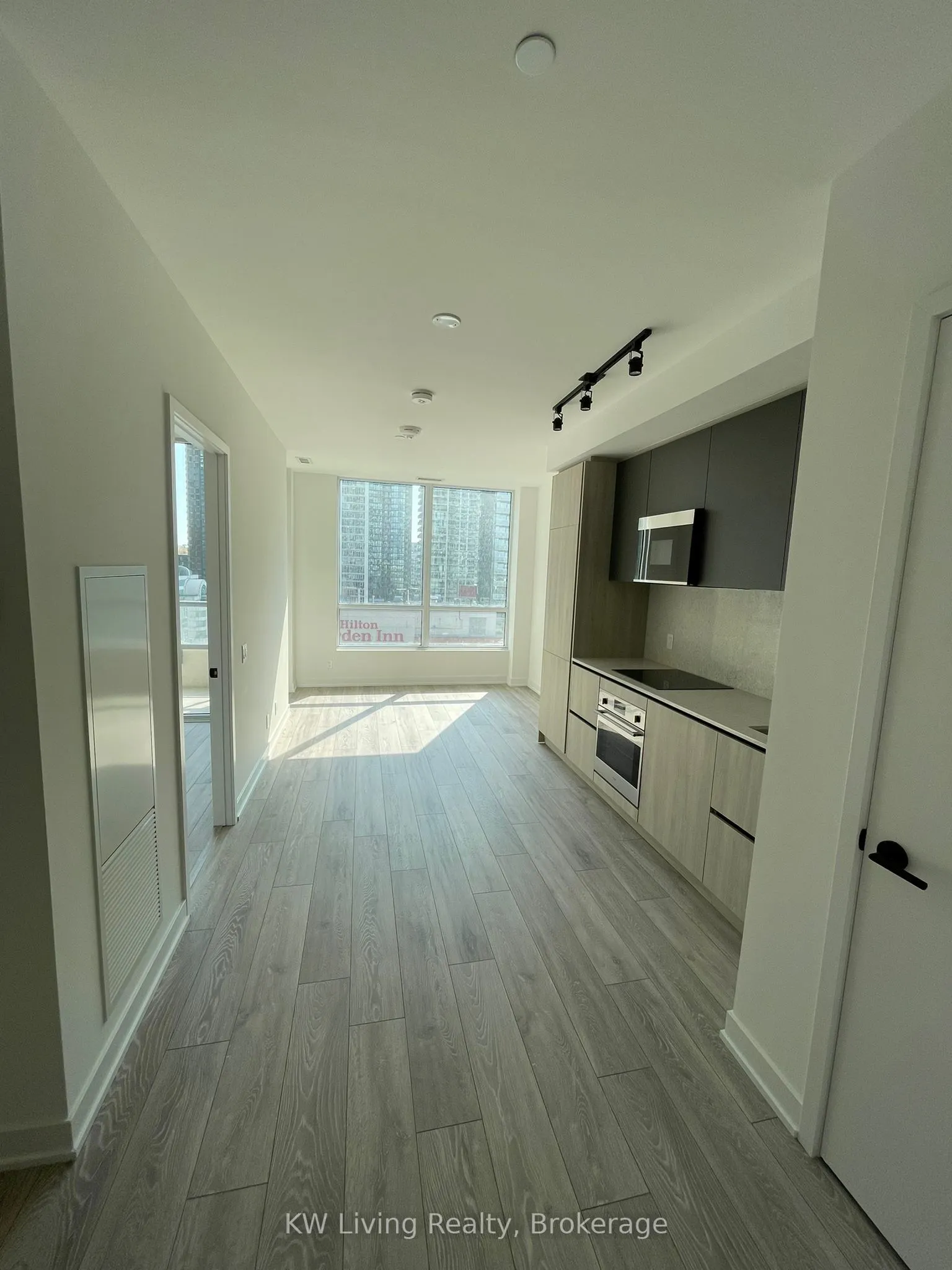 108 Peter Street, #1907