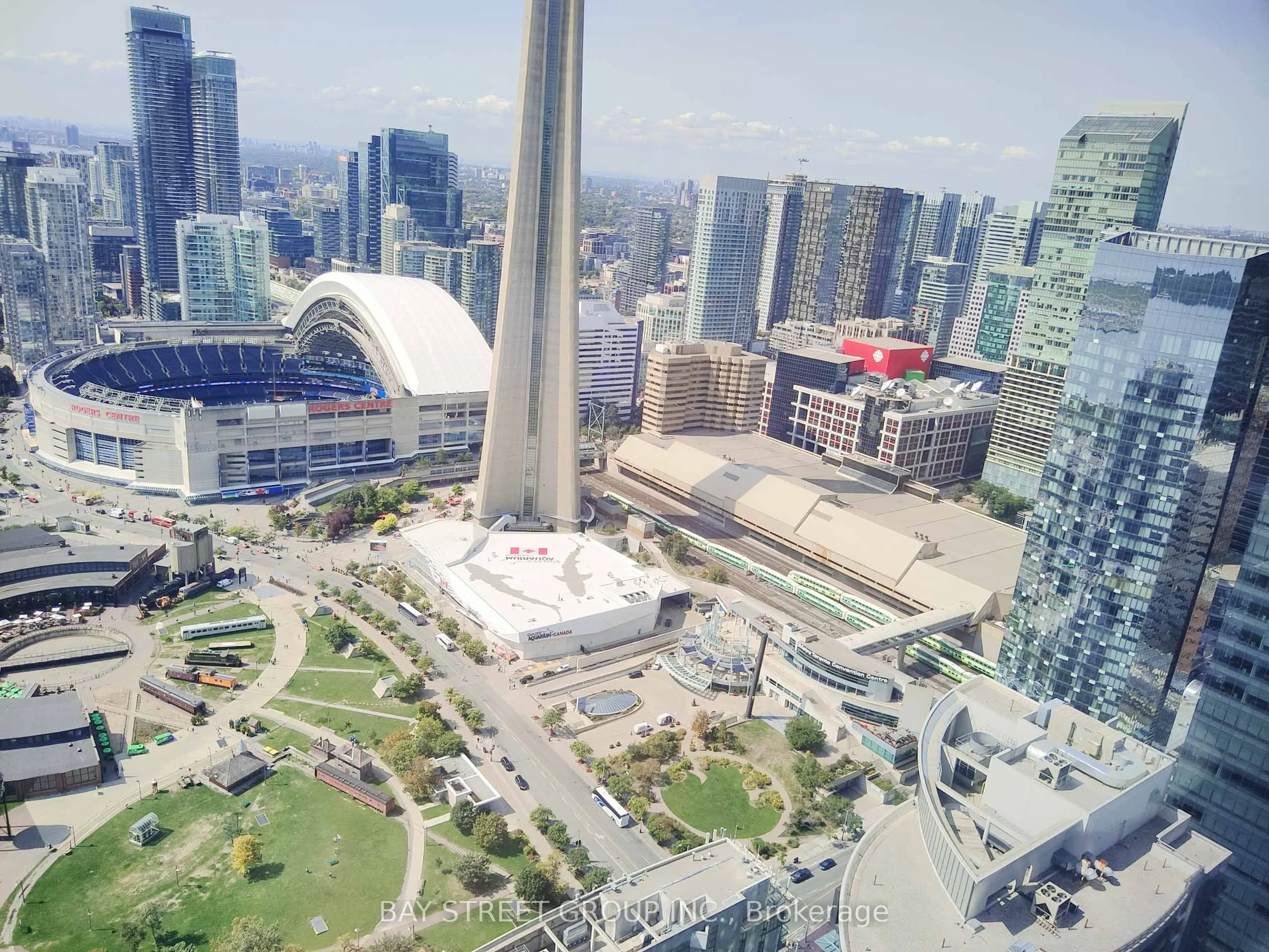 12 York Street, #5006