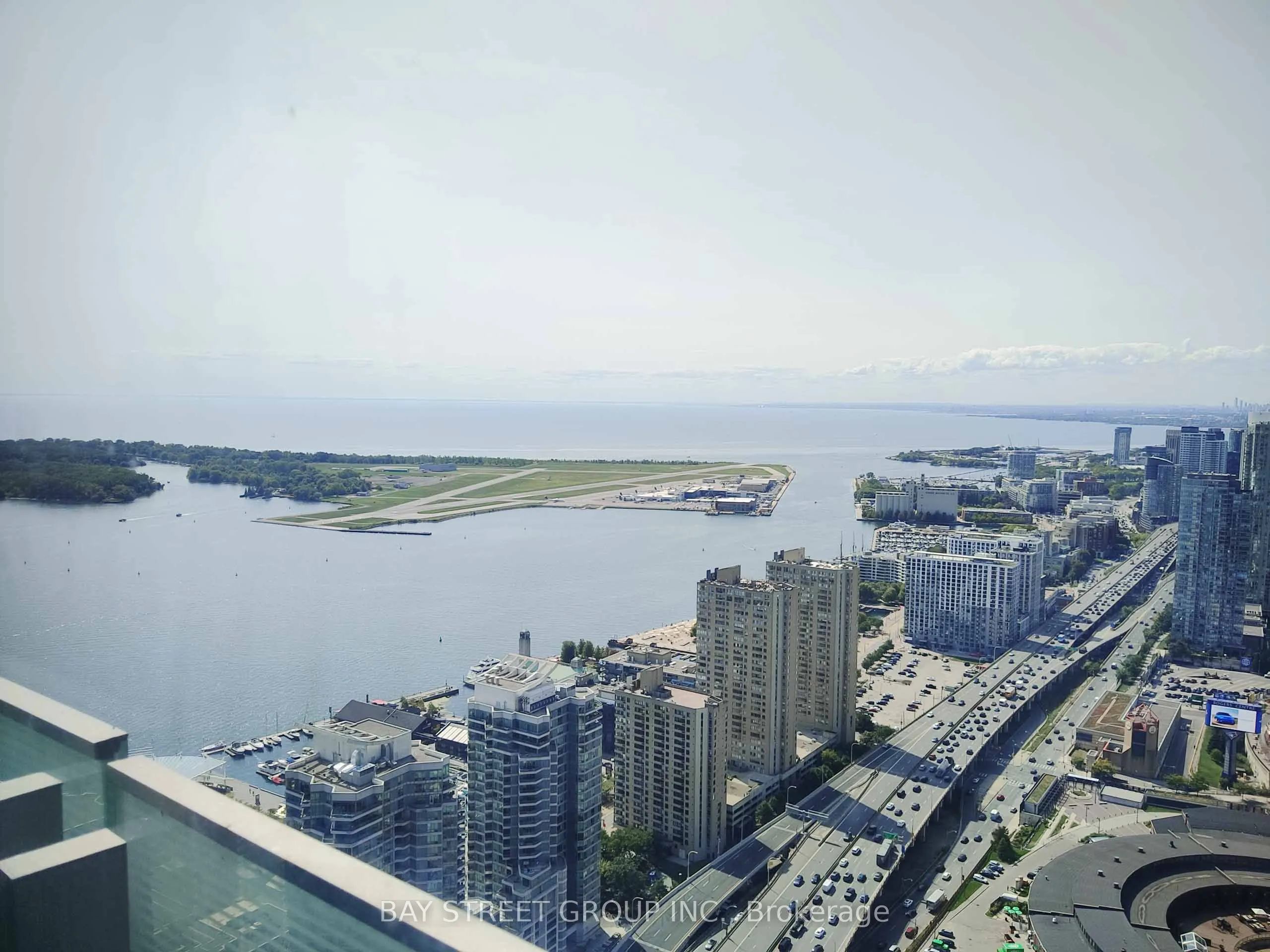 12 York Street, #5006