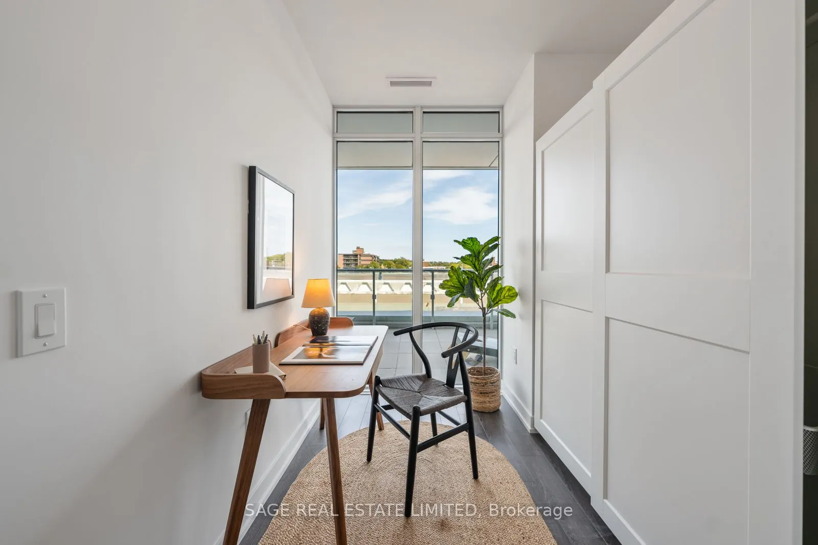 50 O'neill Road W, #212