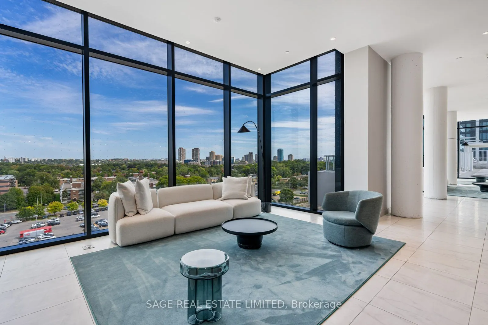 50 O'neill Road W, #212