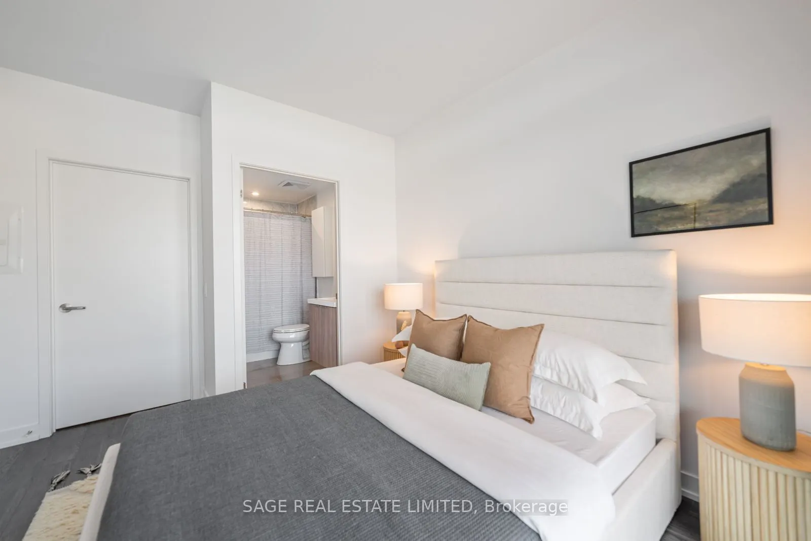 50 O'neill Road W, #212