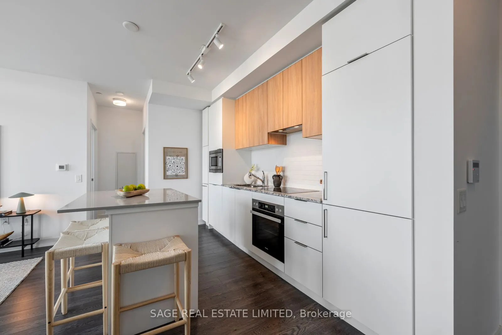 50 O'neill Road W, #212