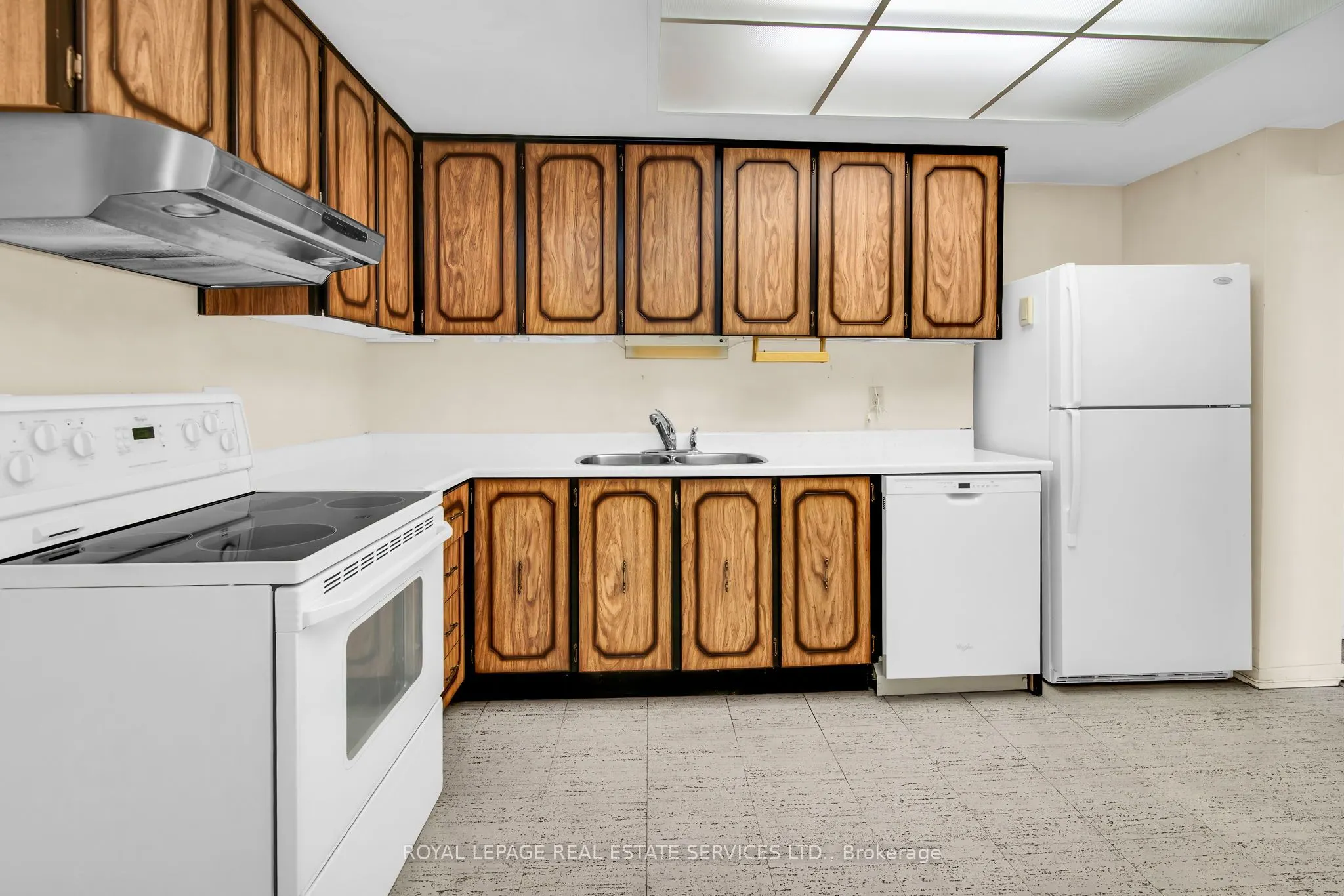 1900 Sheppard Avenue E, #702