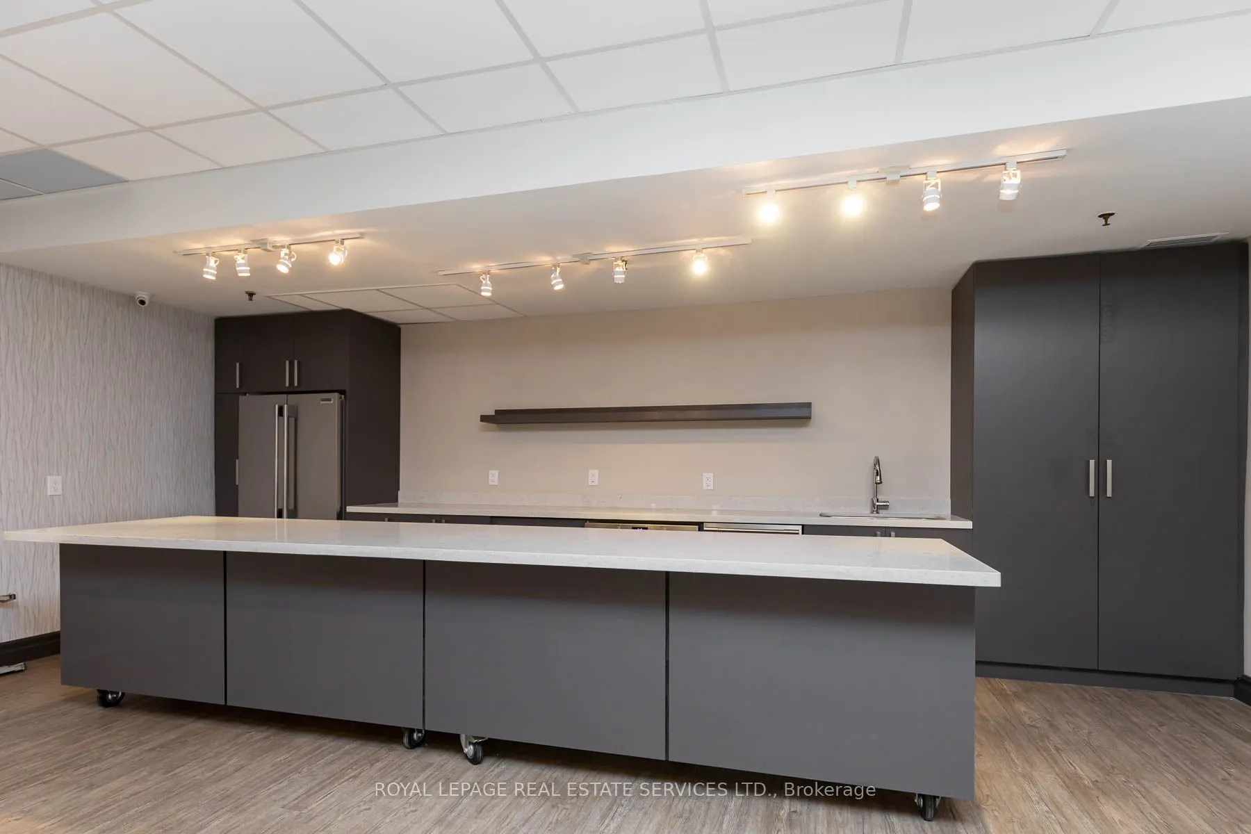 1900 Sheppard Avenue E, #702