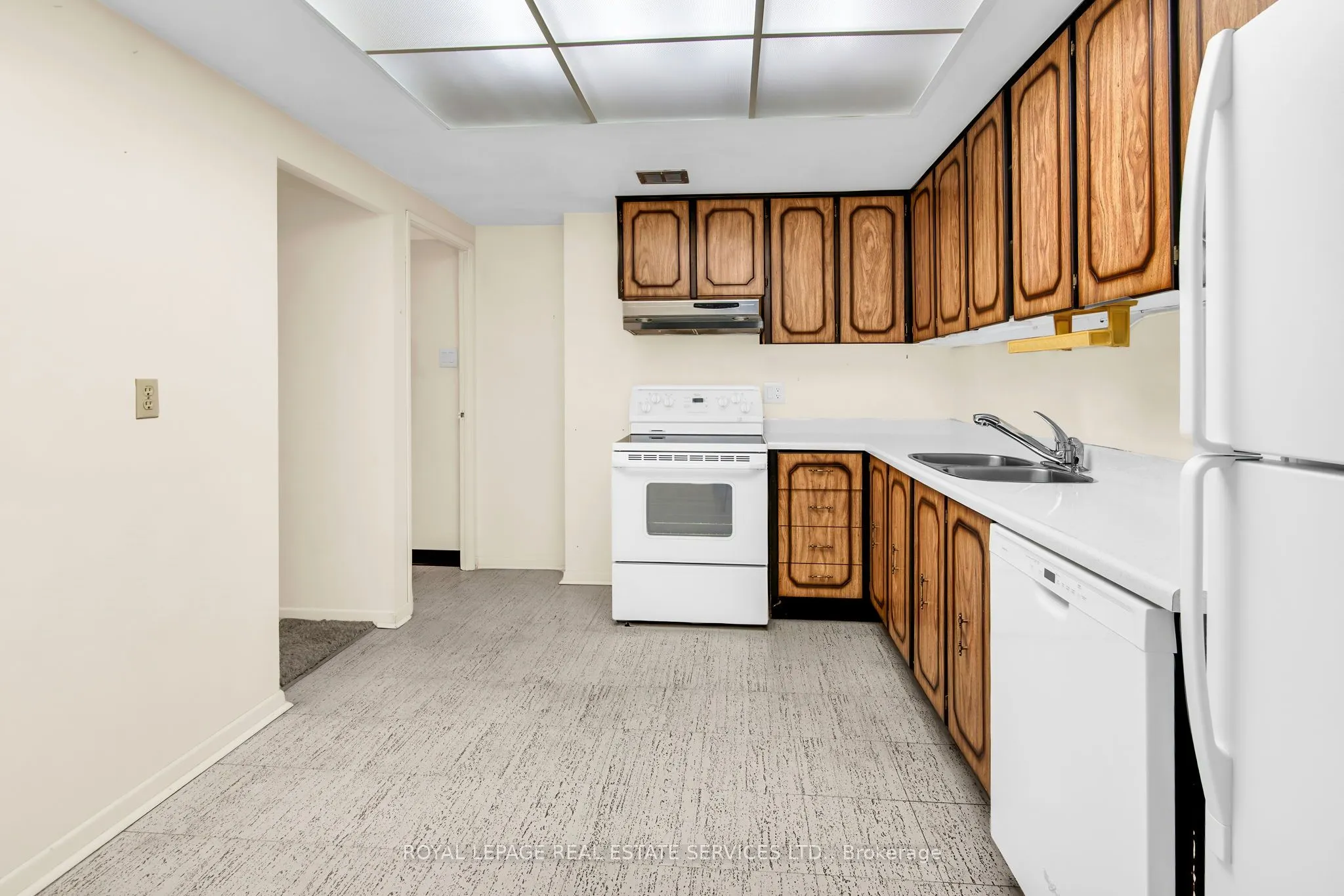 1900 Sheppard Avenue E, #702