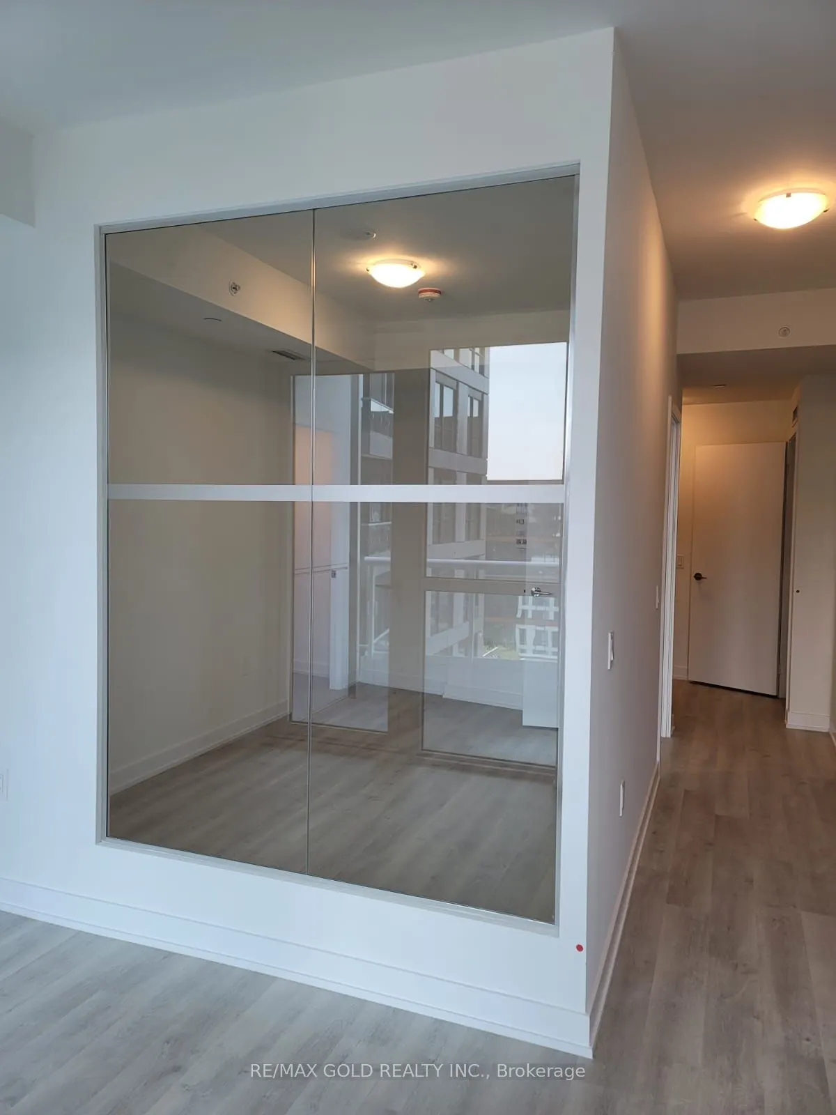 15 Richardson Street, #1408