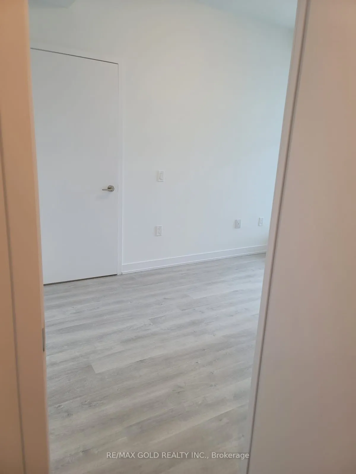 15 Richardson Street, #1408