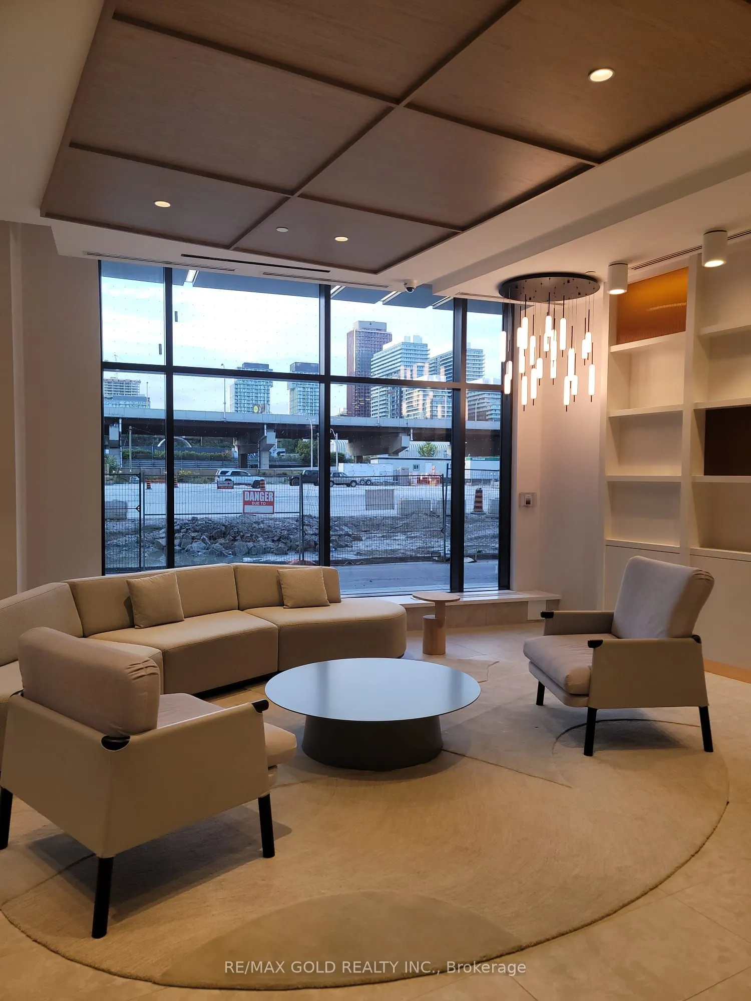 15 Richardson Street, #1408