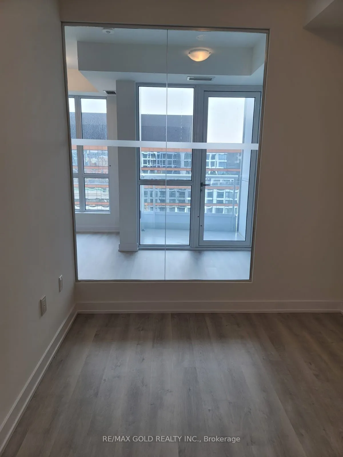 15 Richardson Street, #1408