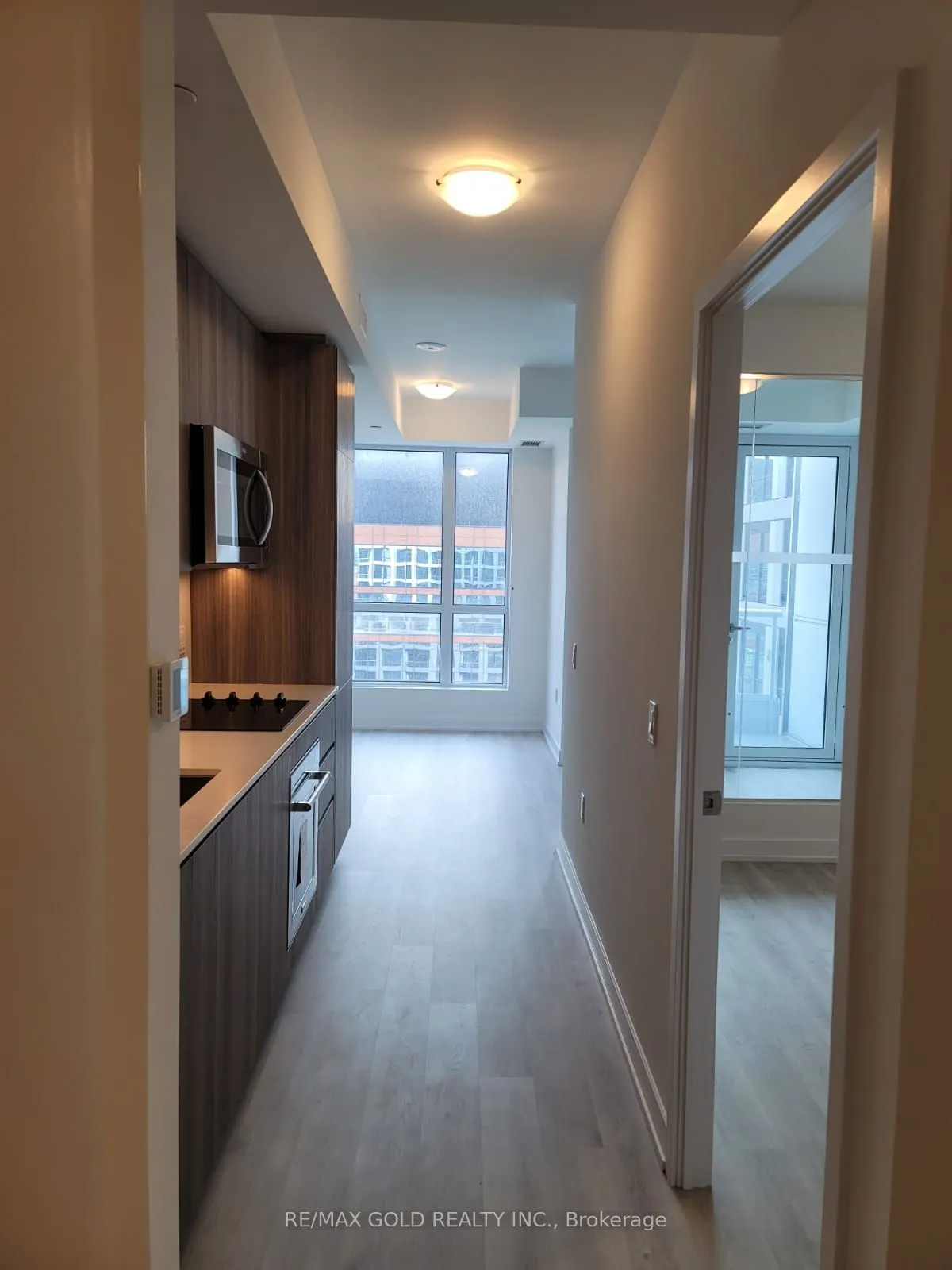 15 Richardson Street, #1408