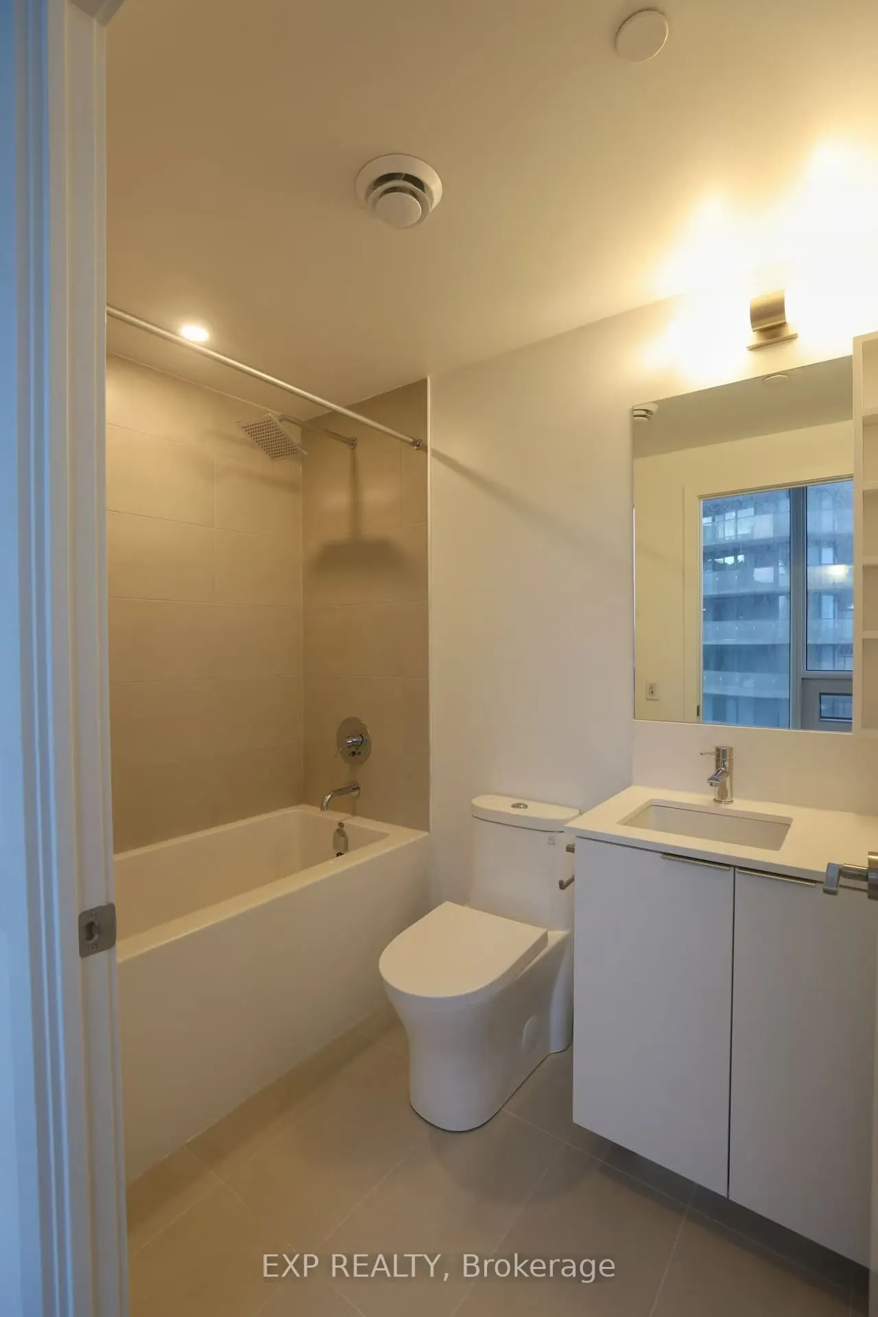 8 Wellesley Street W, #2615