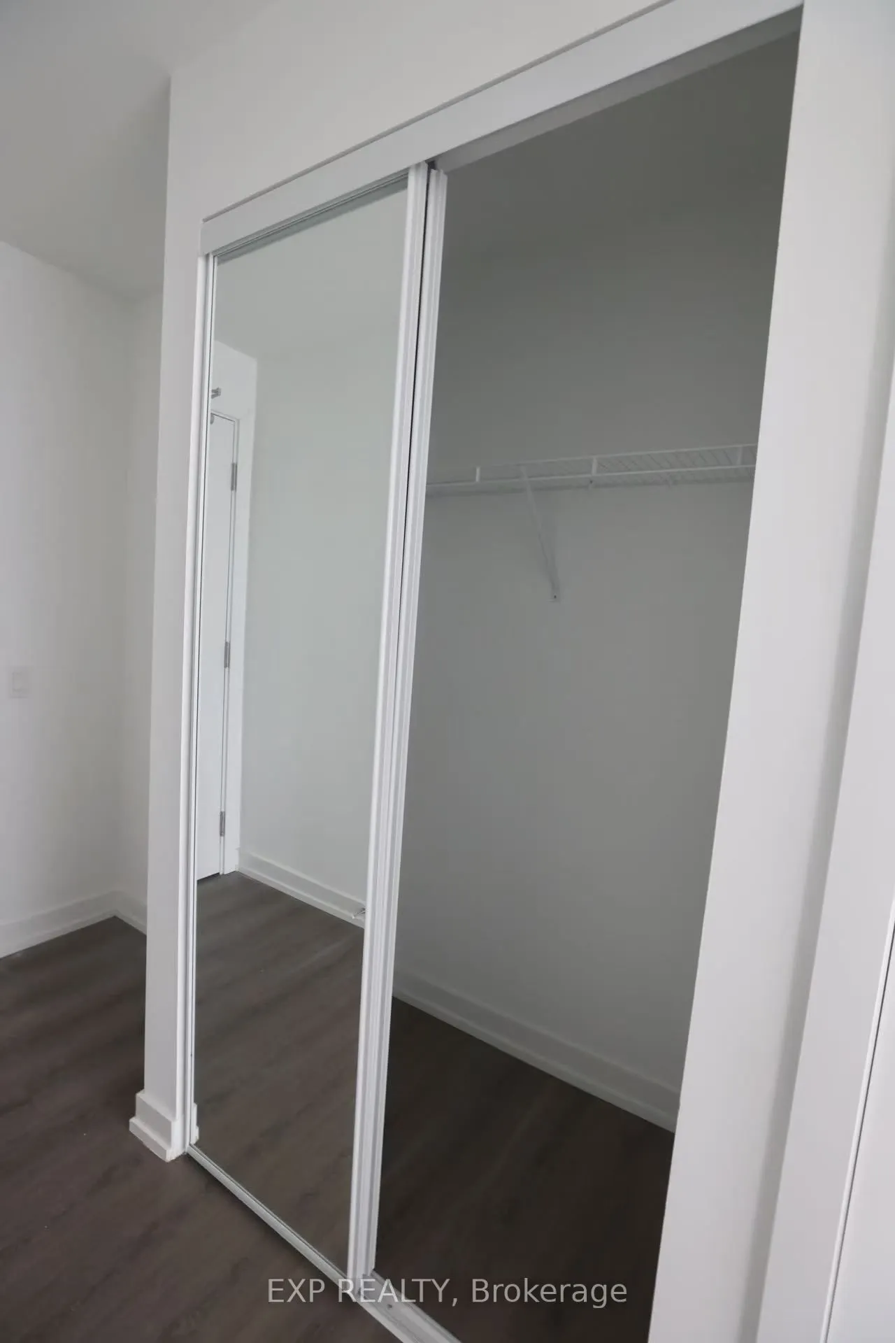 8 Wellesley Street W, #2615