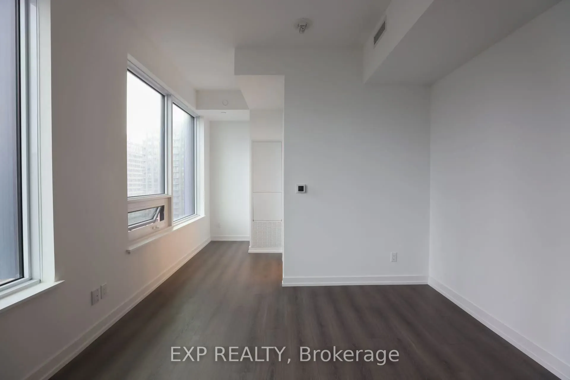 8 Wellesley Street W, #2615