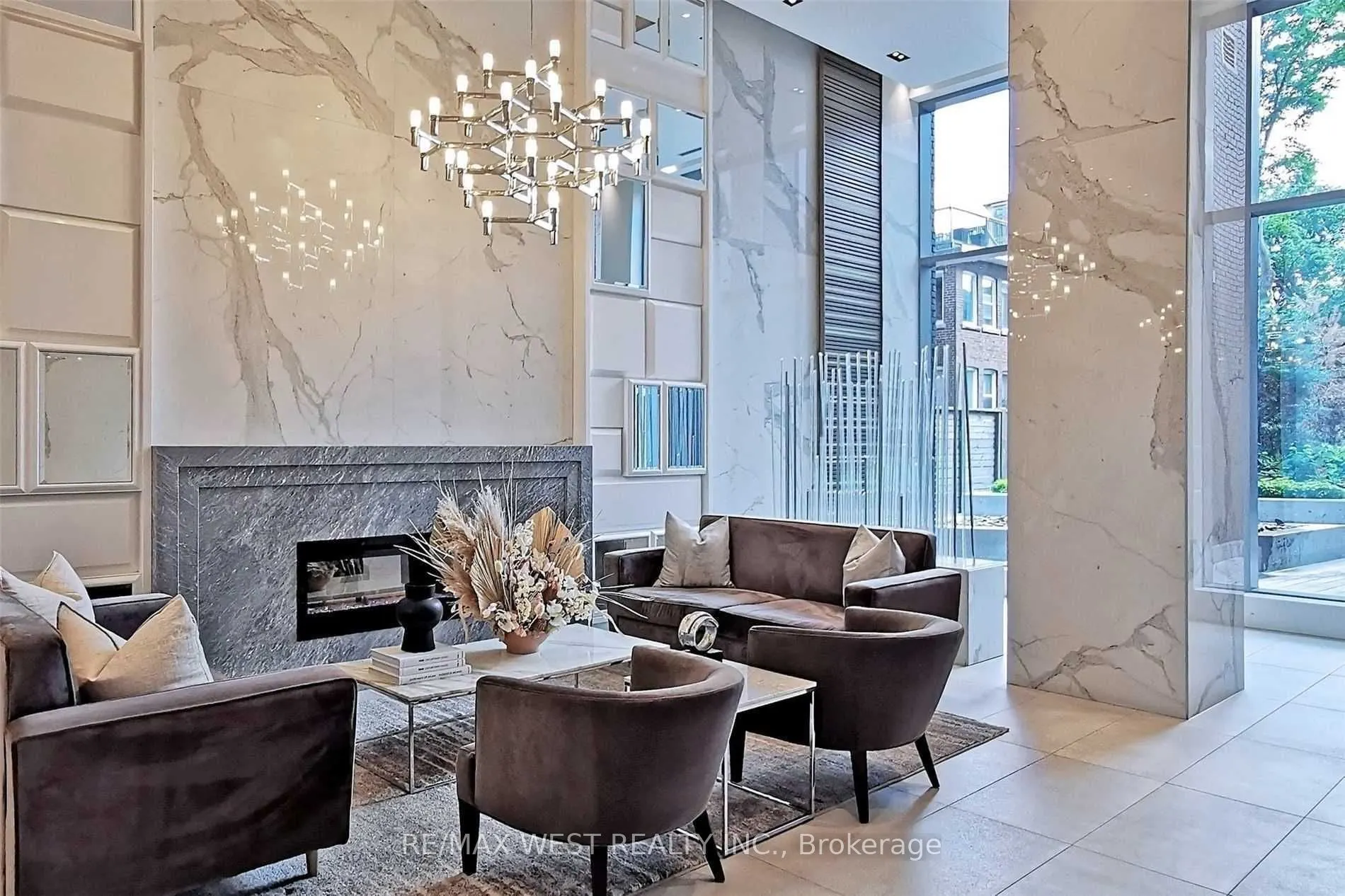 501 St Clair Avenue W, #1703