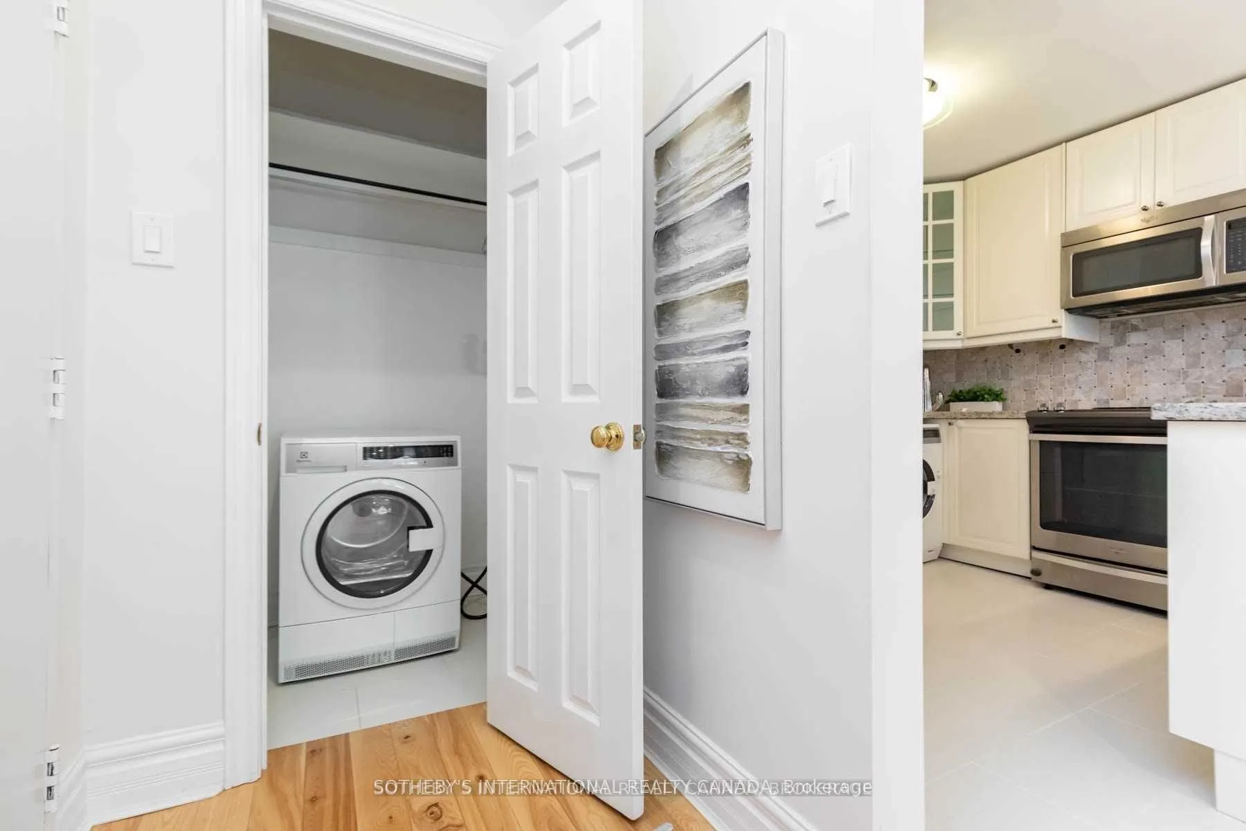35 Raglan Avenue, #108
