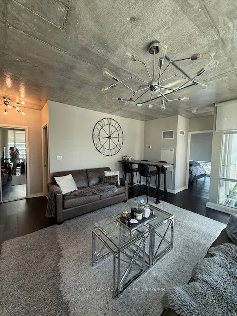 10 NAVY WHARF Court, #2803
