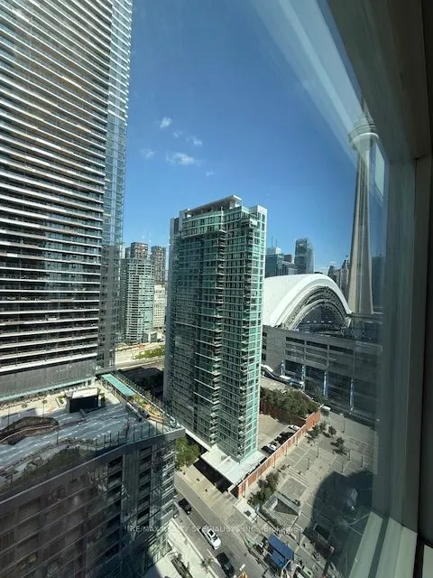 10 NAVY WHARF Court, #2803