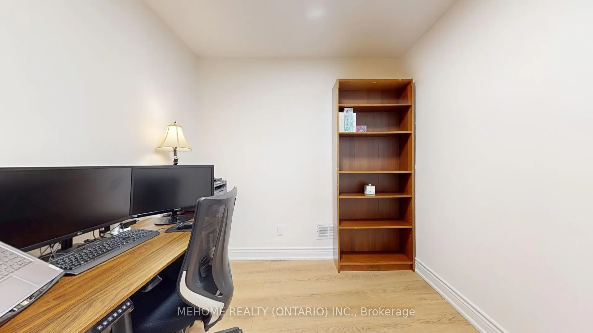 509 Beecroft Road, #1611