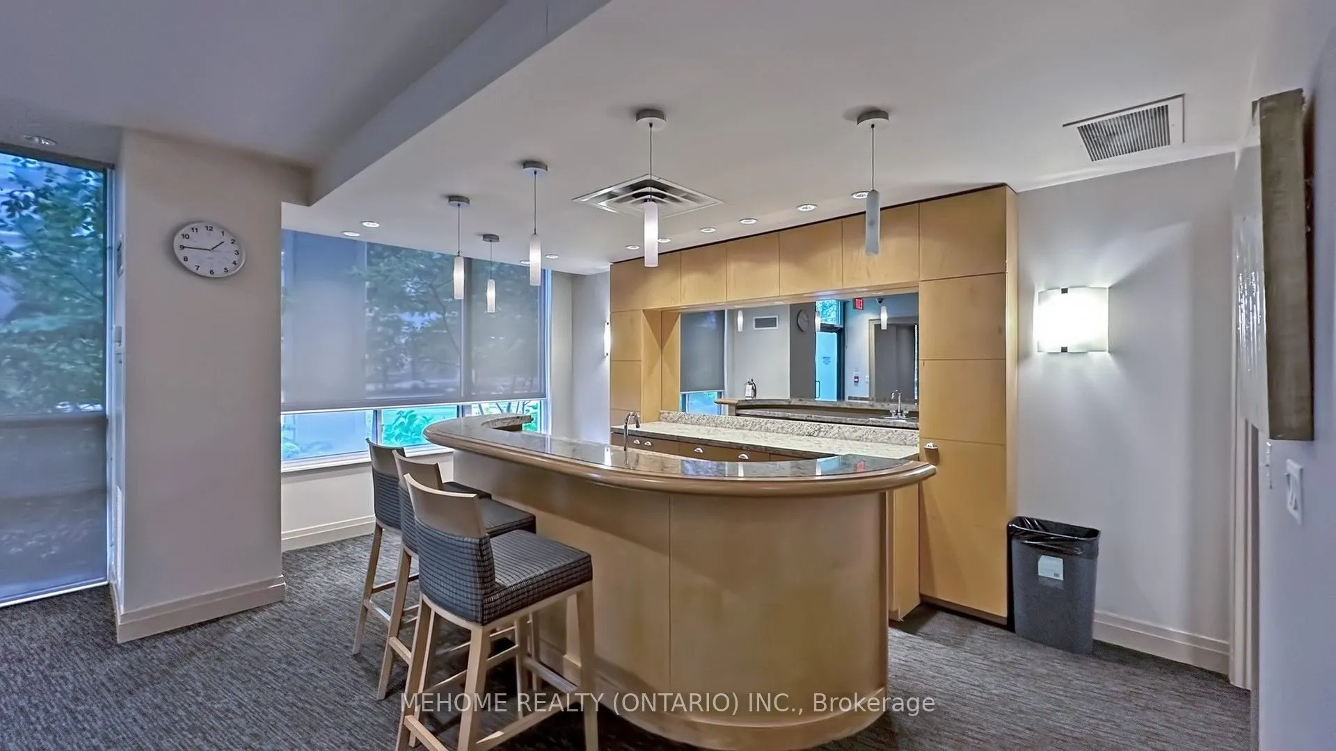 509 Beecroft Road, #1611
