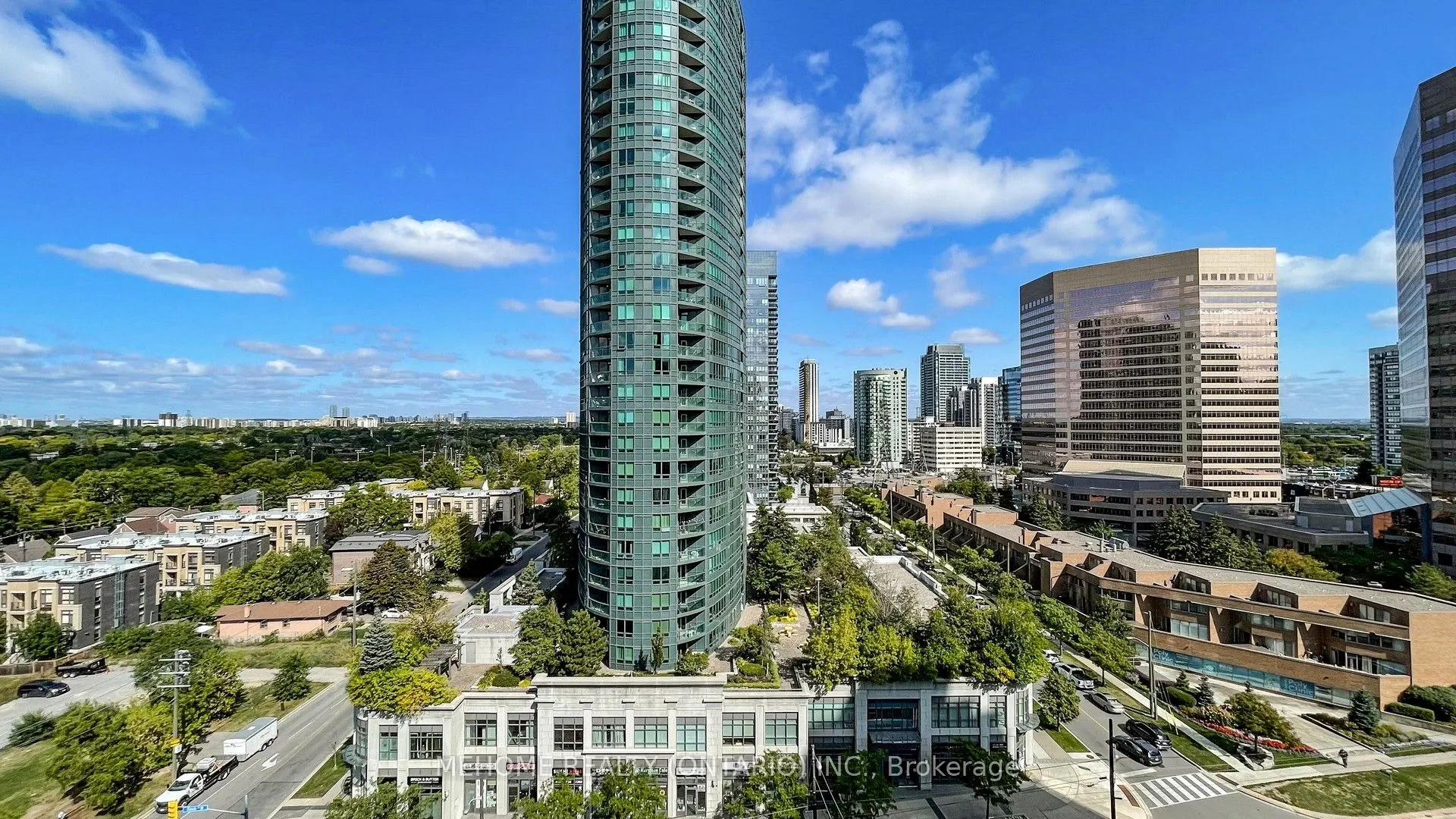 509 Beecroft Road, #1611