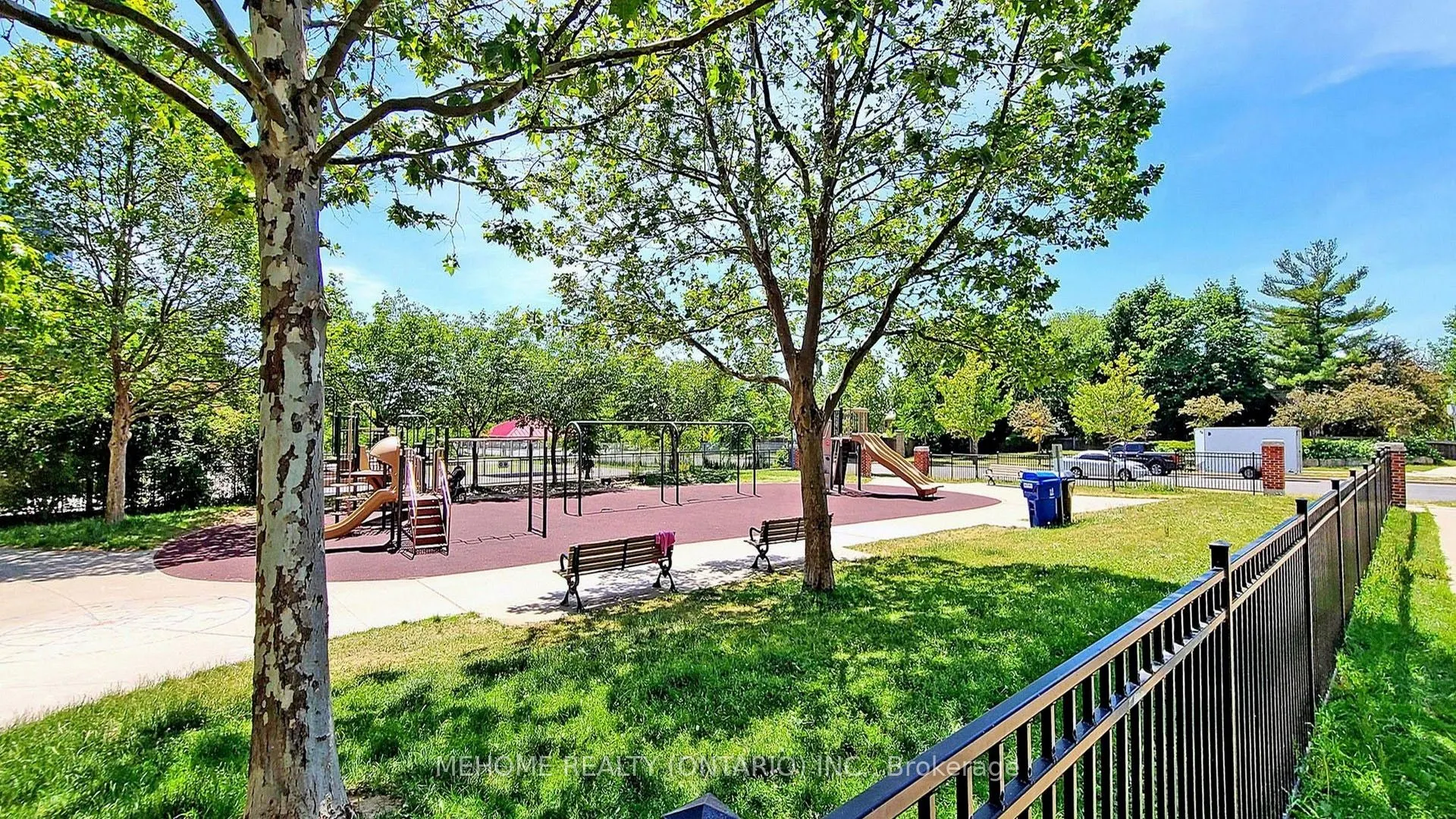 509 Beecroft Road, #1611