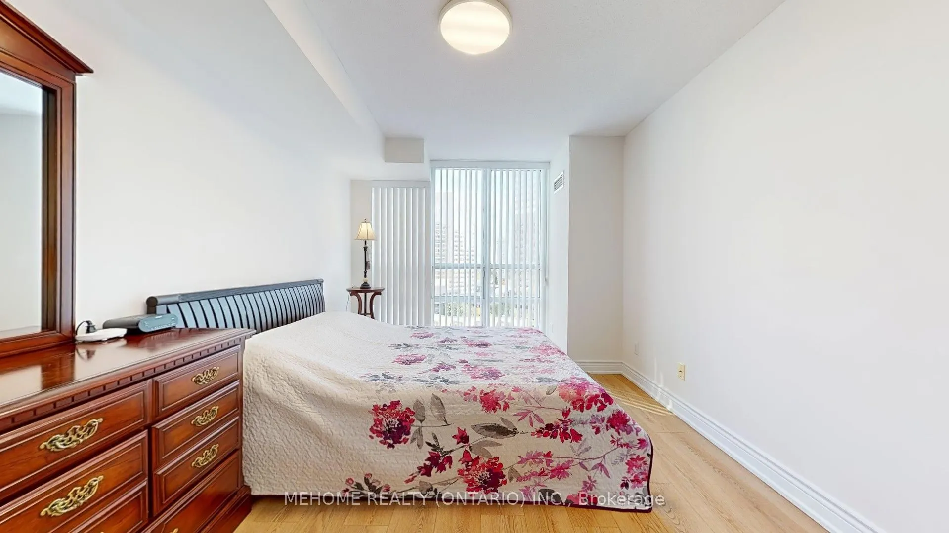 509 Beecroft Road, #1611