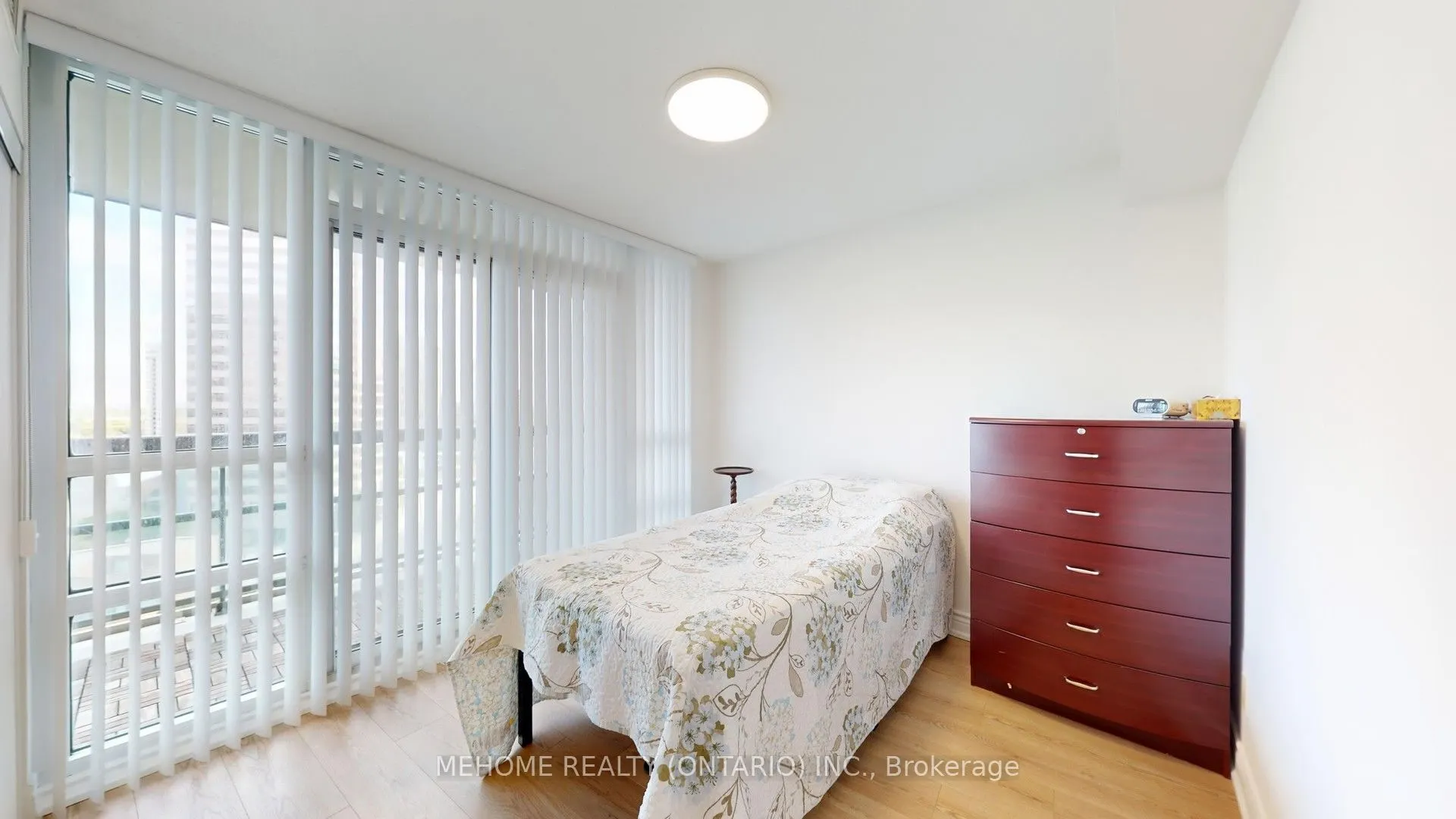 509 Beecroft Road, #1611