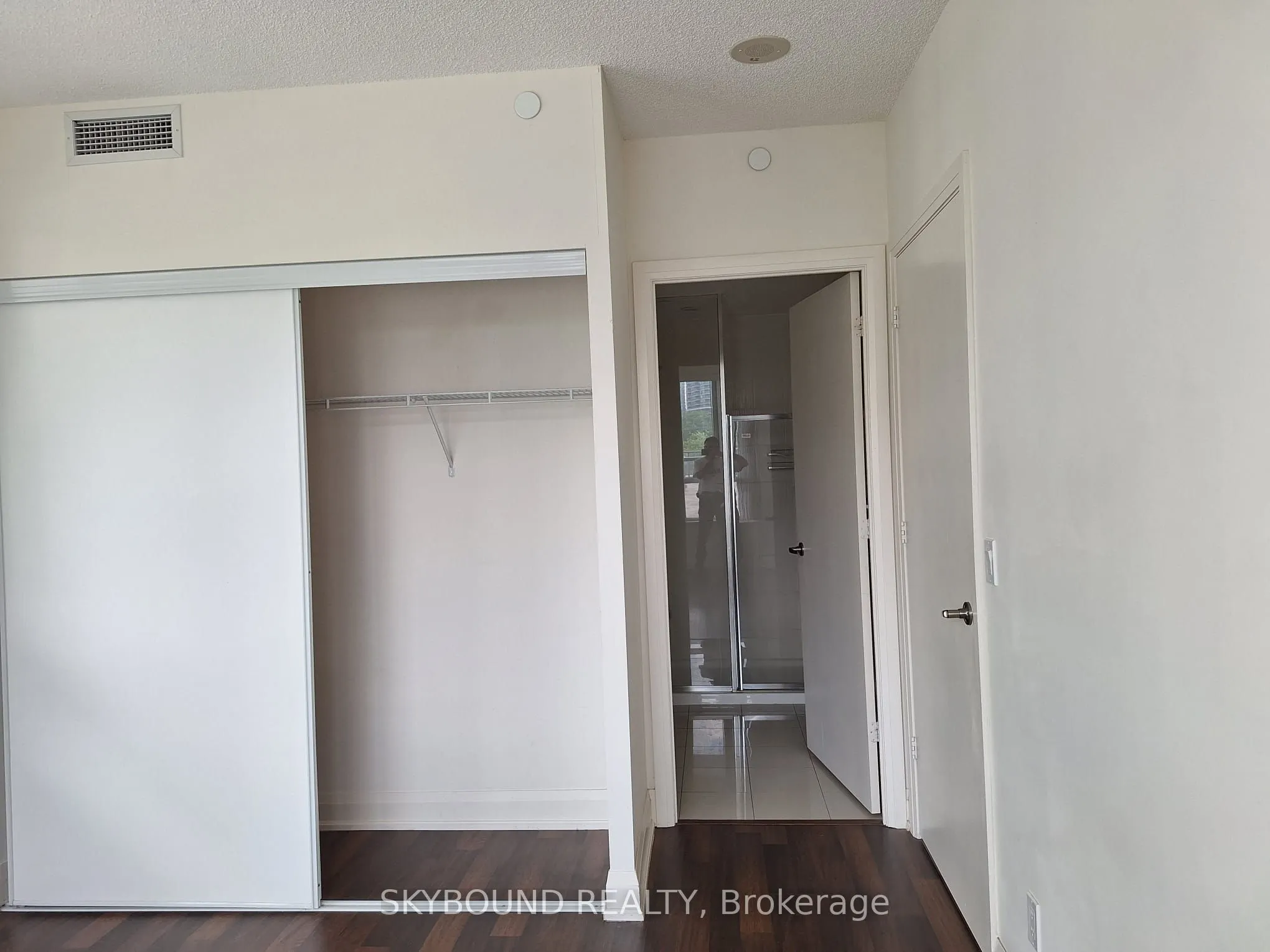 68 Canterbury Place, #611